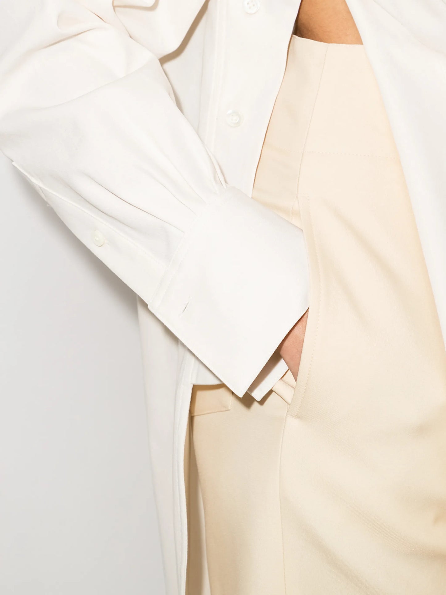 gabardine tapared trousers
