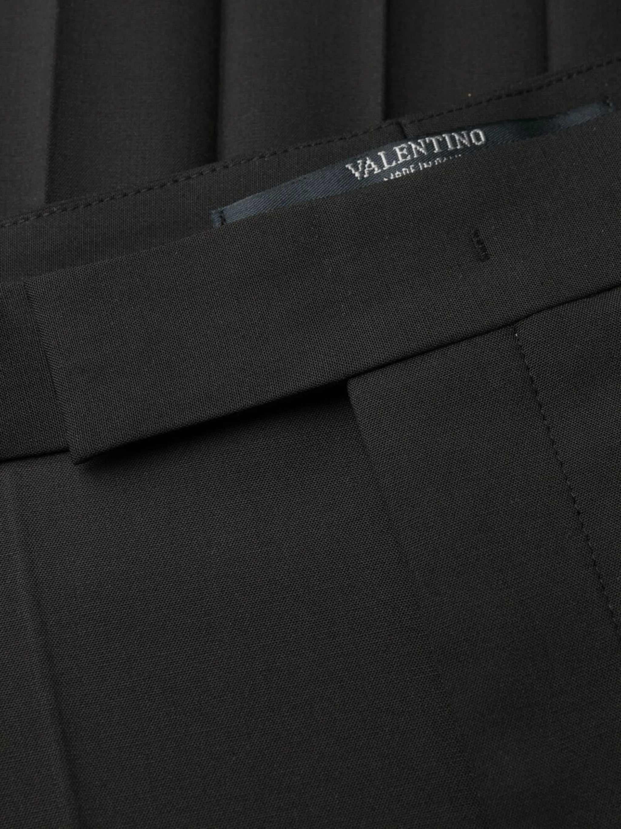 tailored wide-leg trousers