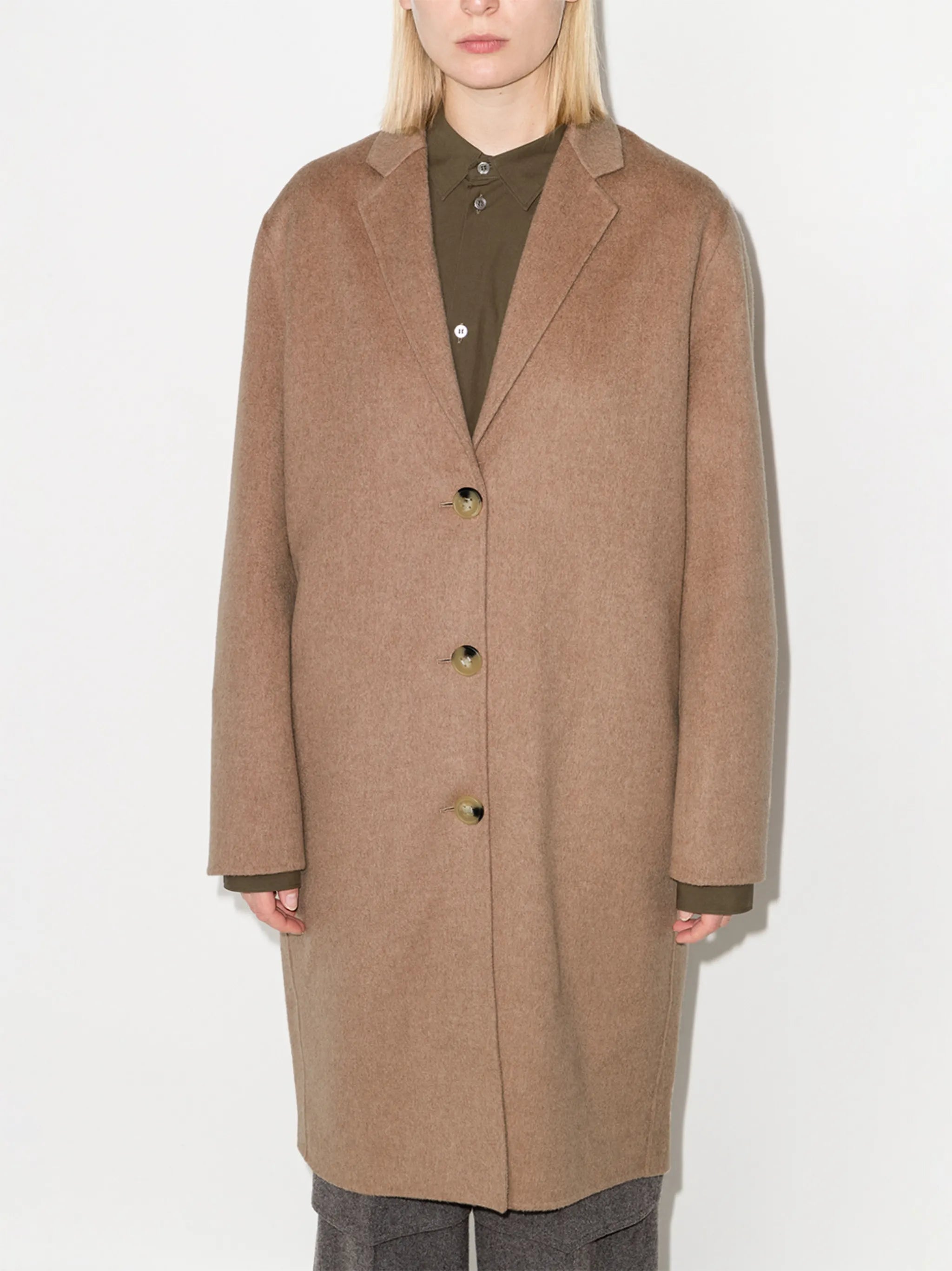 single-breasted wool coat