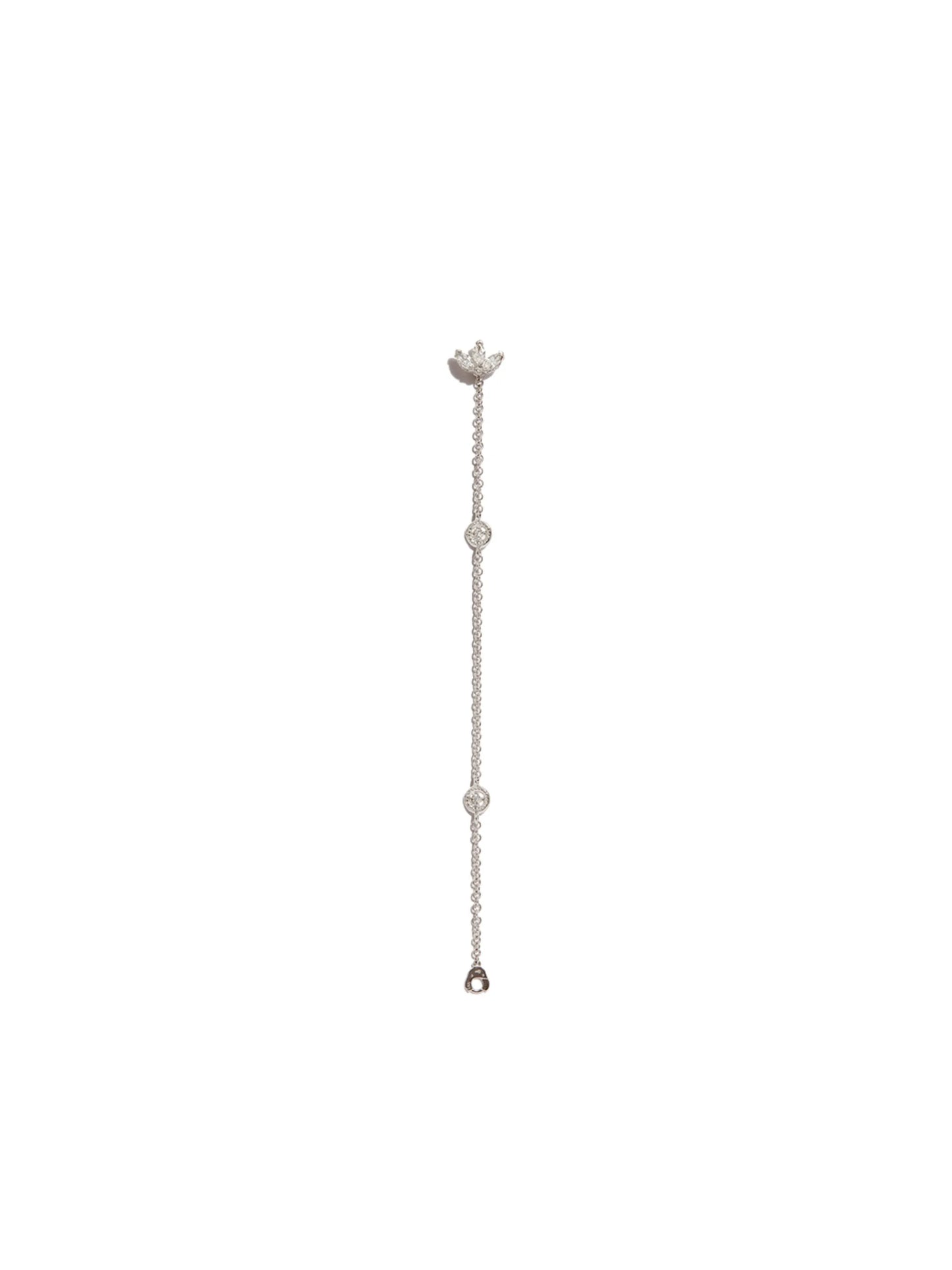 18kt white gold double scalloped diamond chain connecting charm