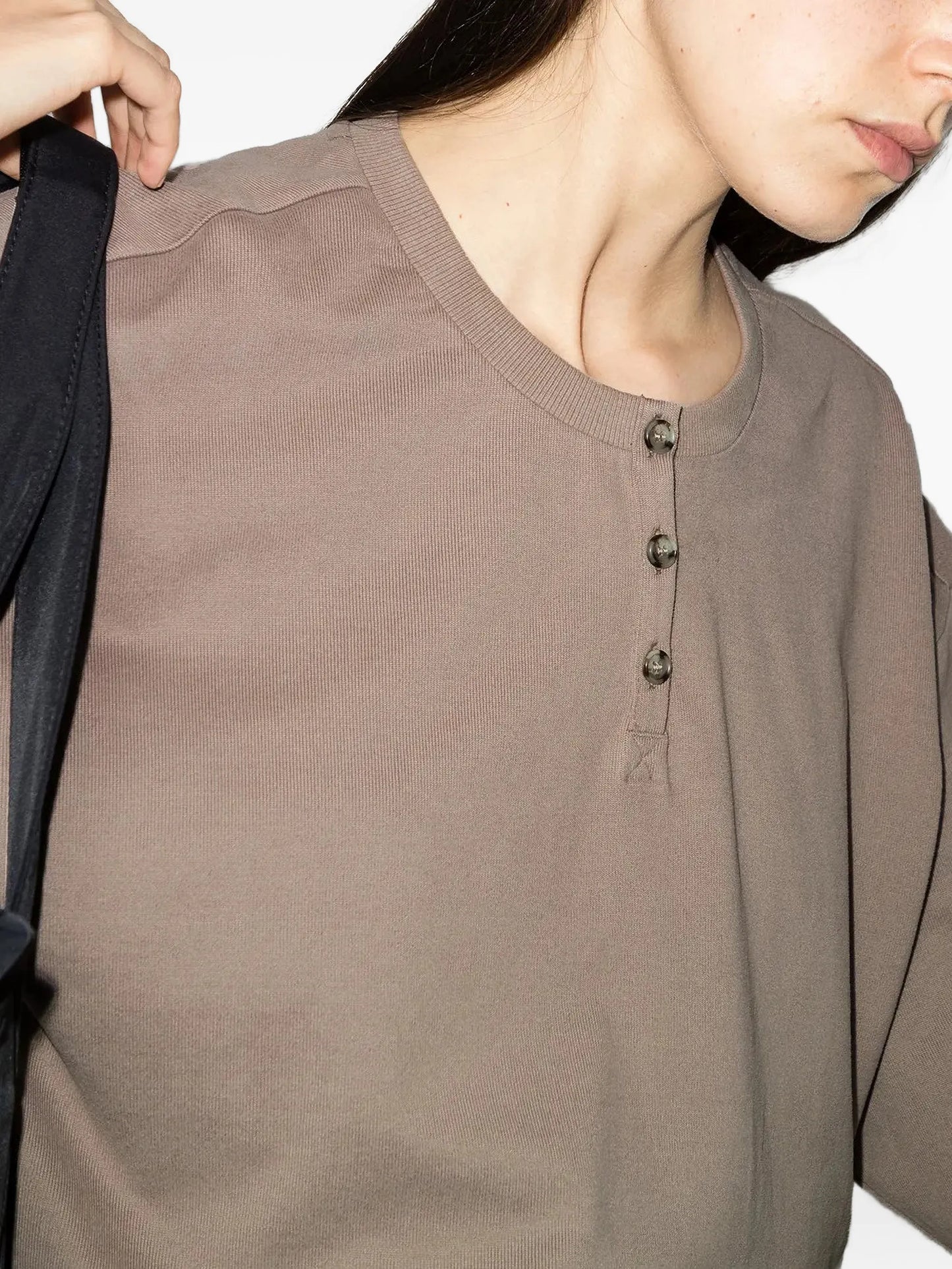 cropped crew neck sweatshirt