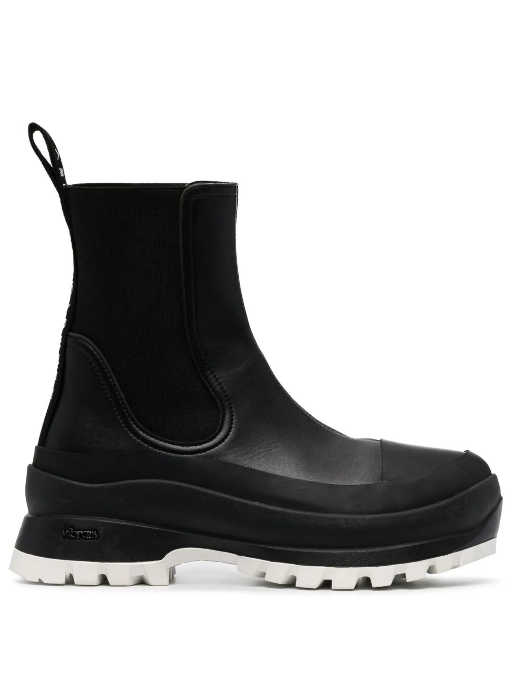 Trace Chelsea boots