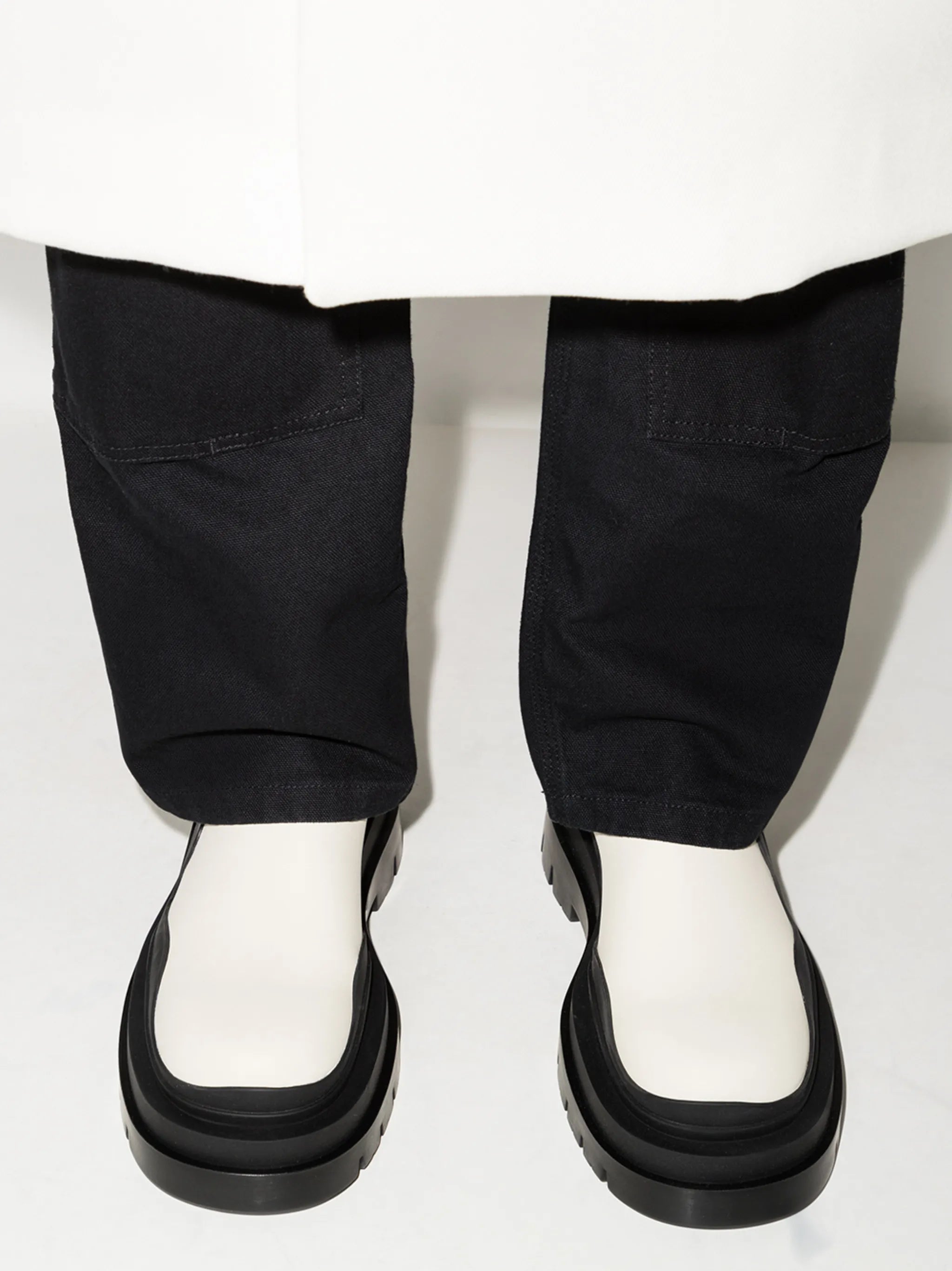 Tire Chelsea boots