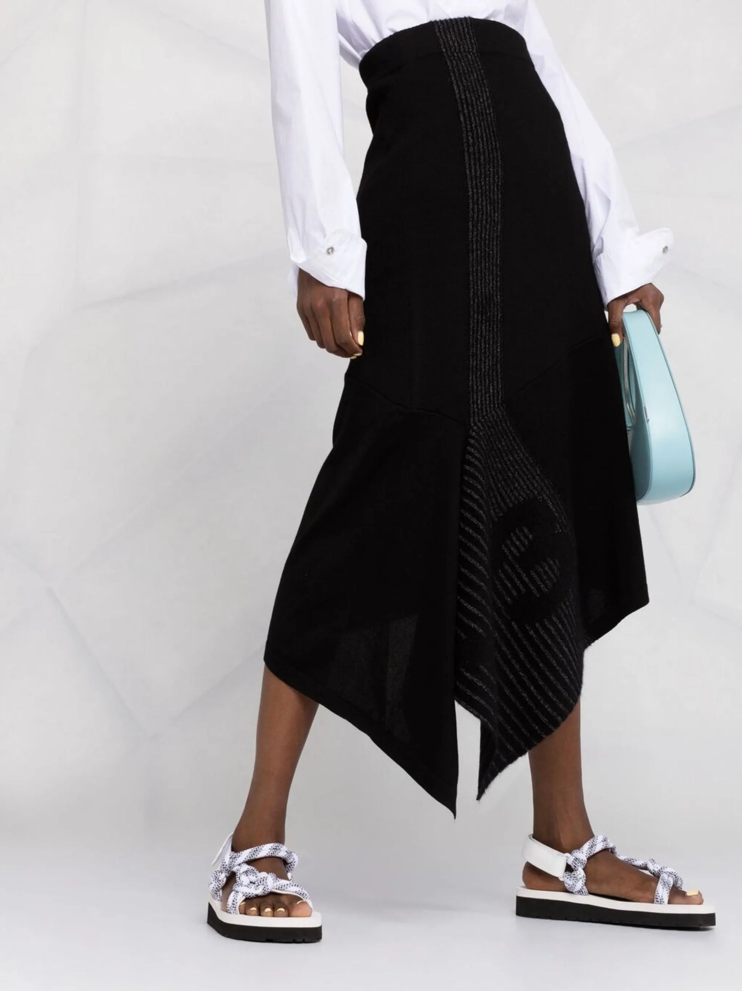 CH1 asymmetric knitted skirt