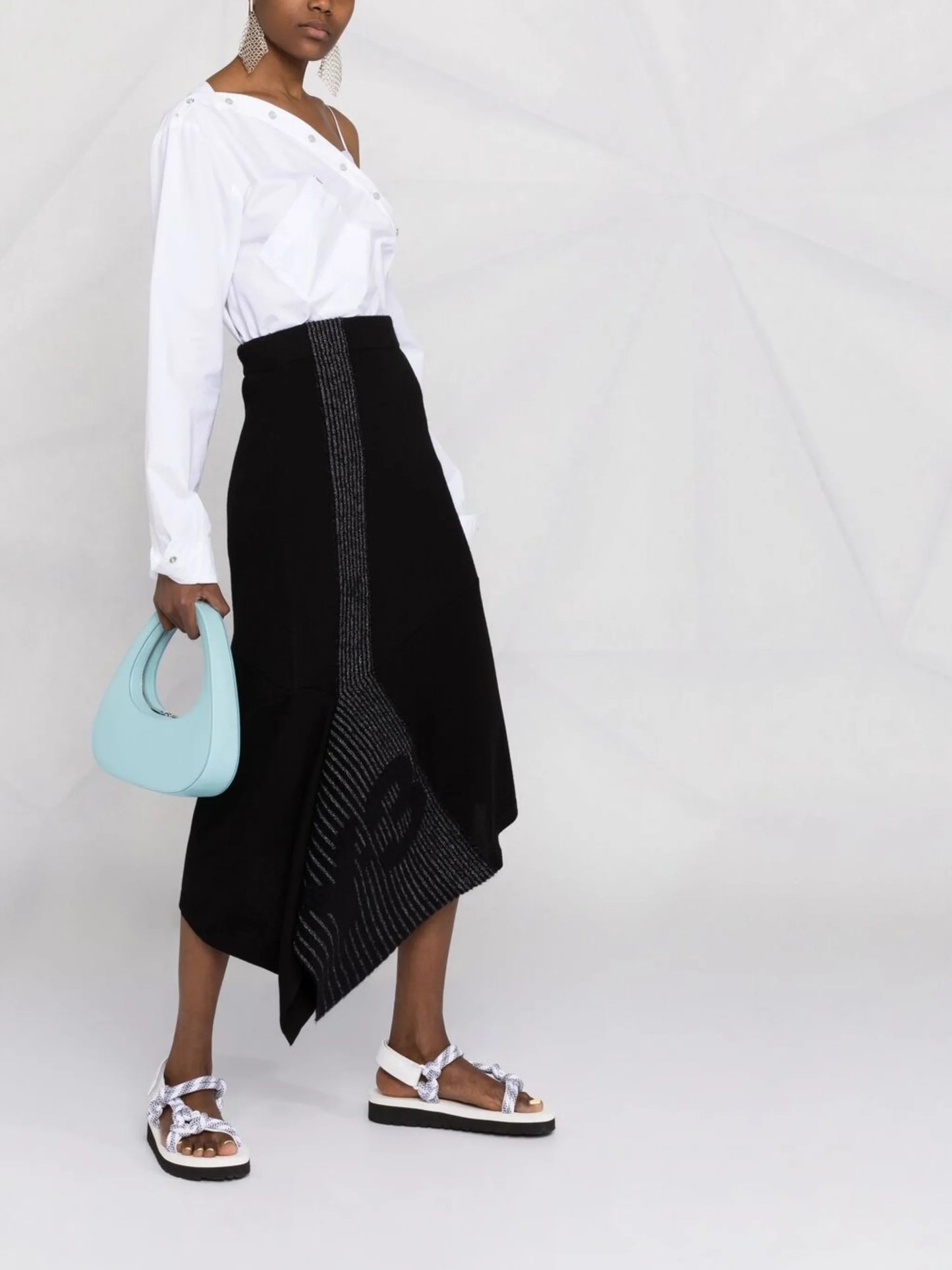 CH1 asymmetric knitted skirt
