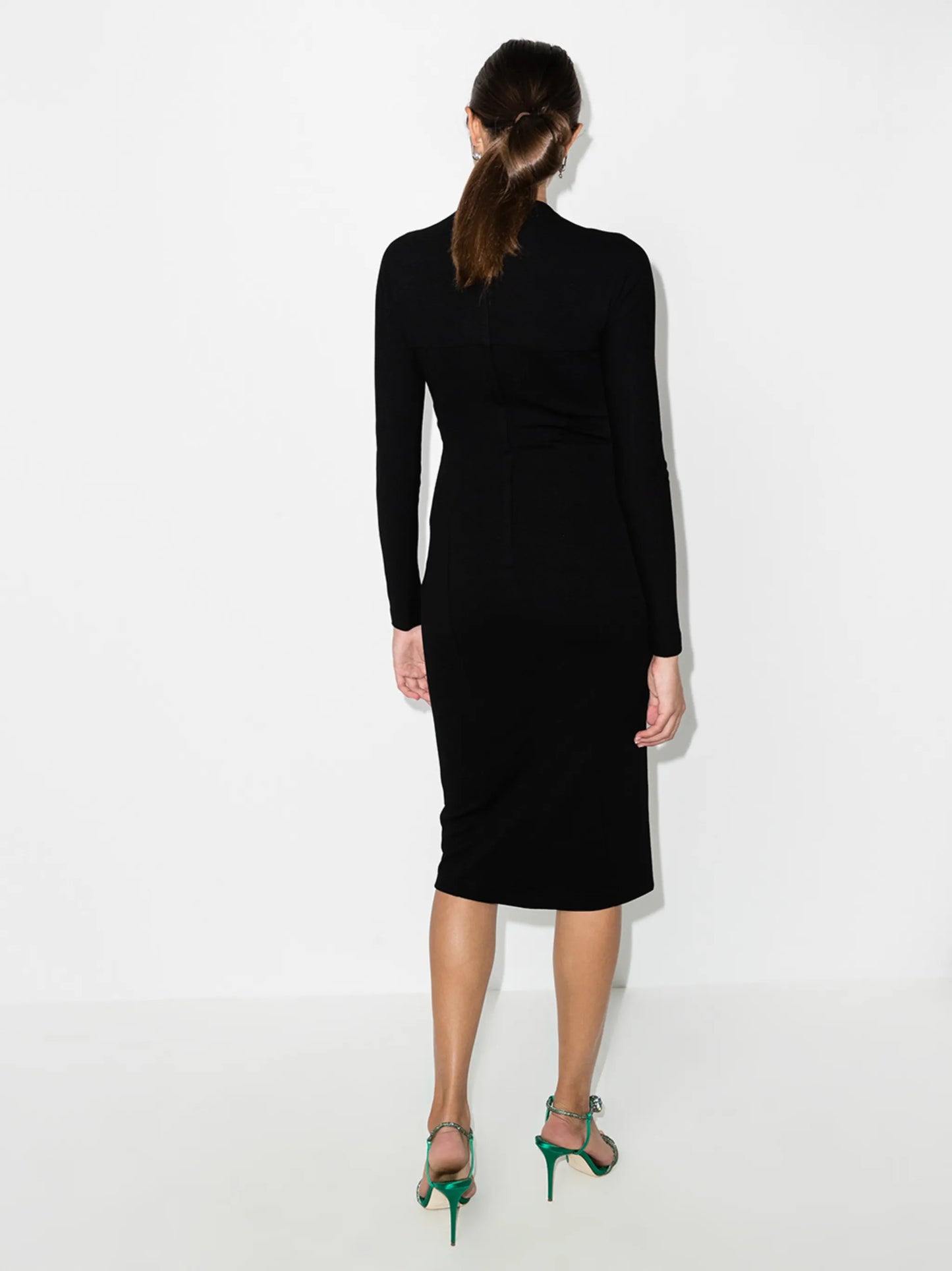sweetheart-neck midi dress
