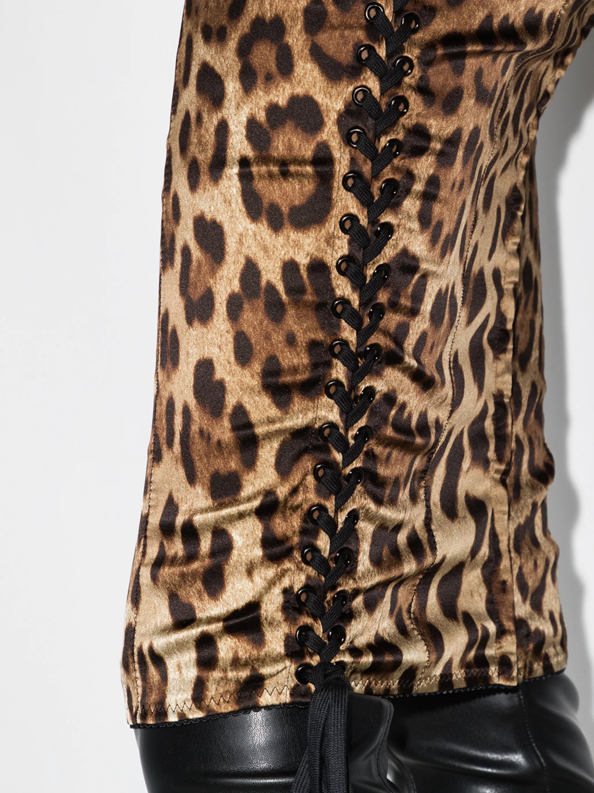 leopard print pencil skirt