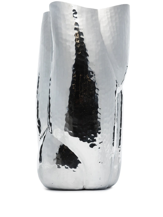 Cloud tall vessel