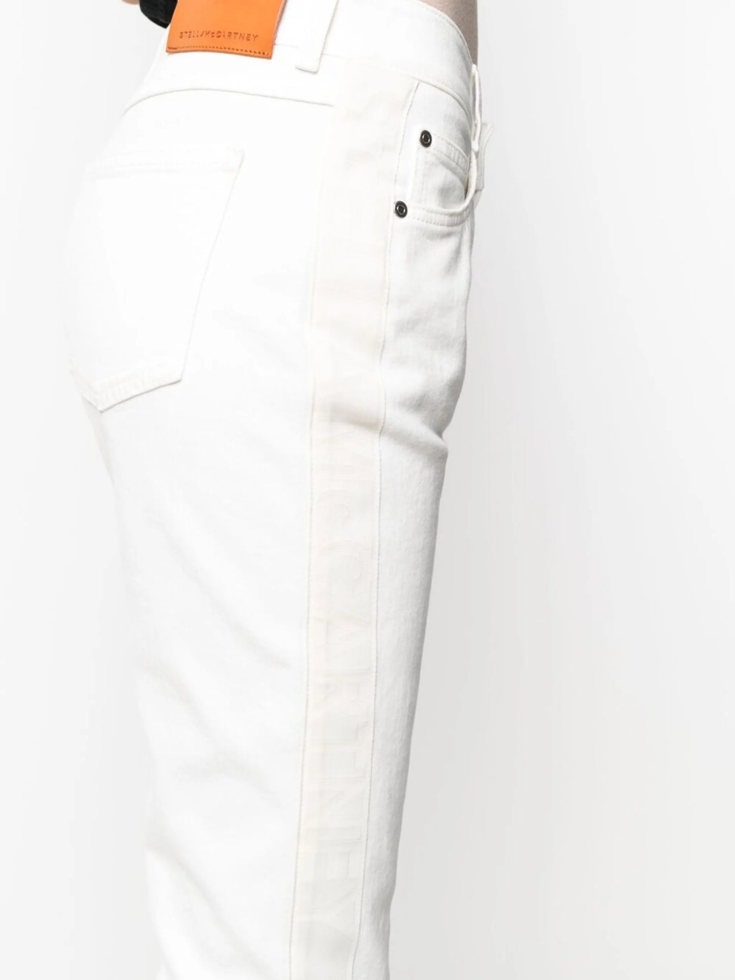 slim-cut jeans