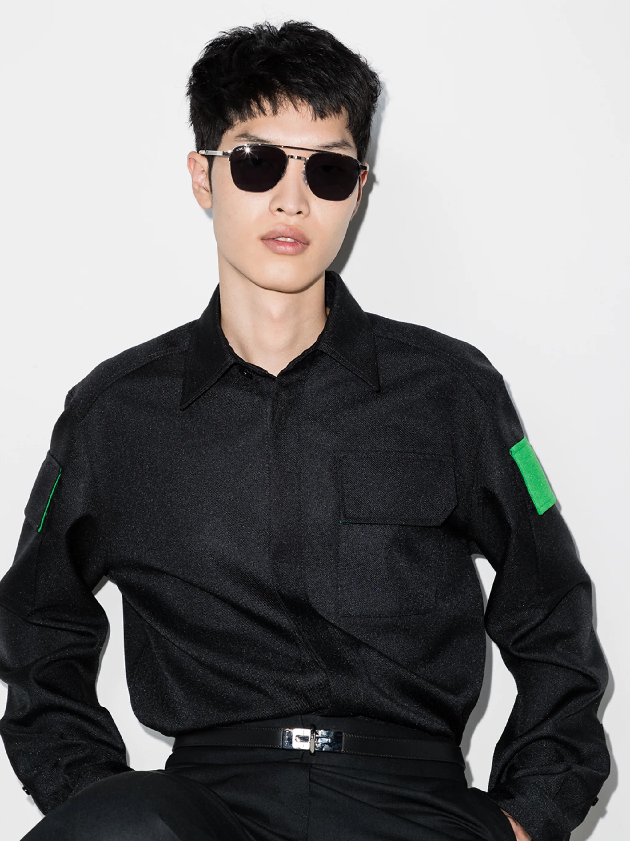 navigator-frame sunglasses