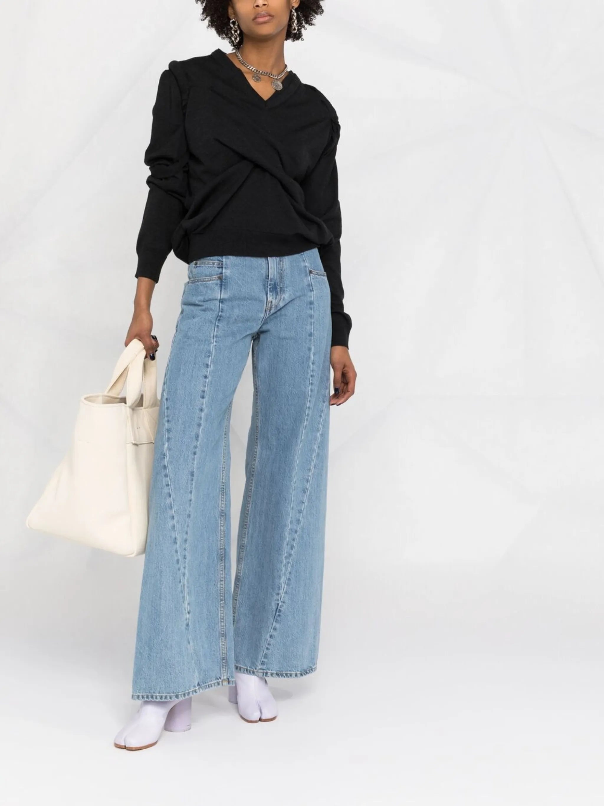V-neck ruched jumper