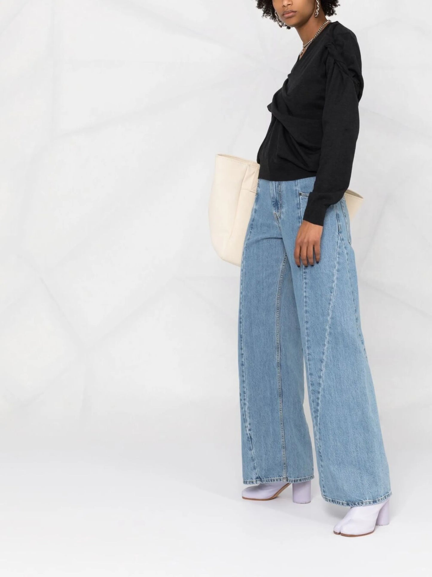 V-neck ruched jumper