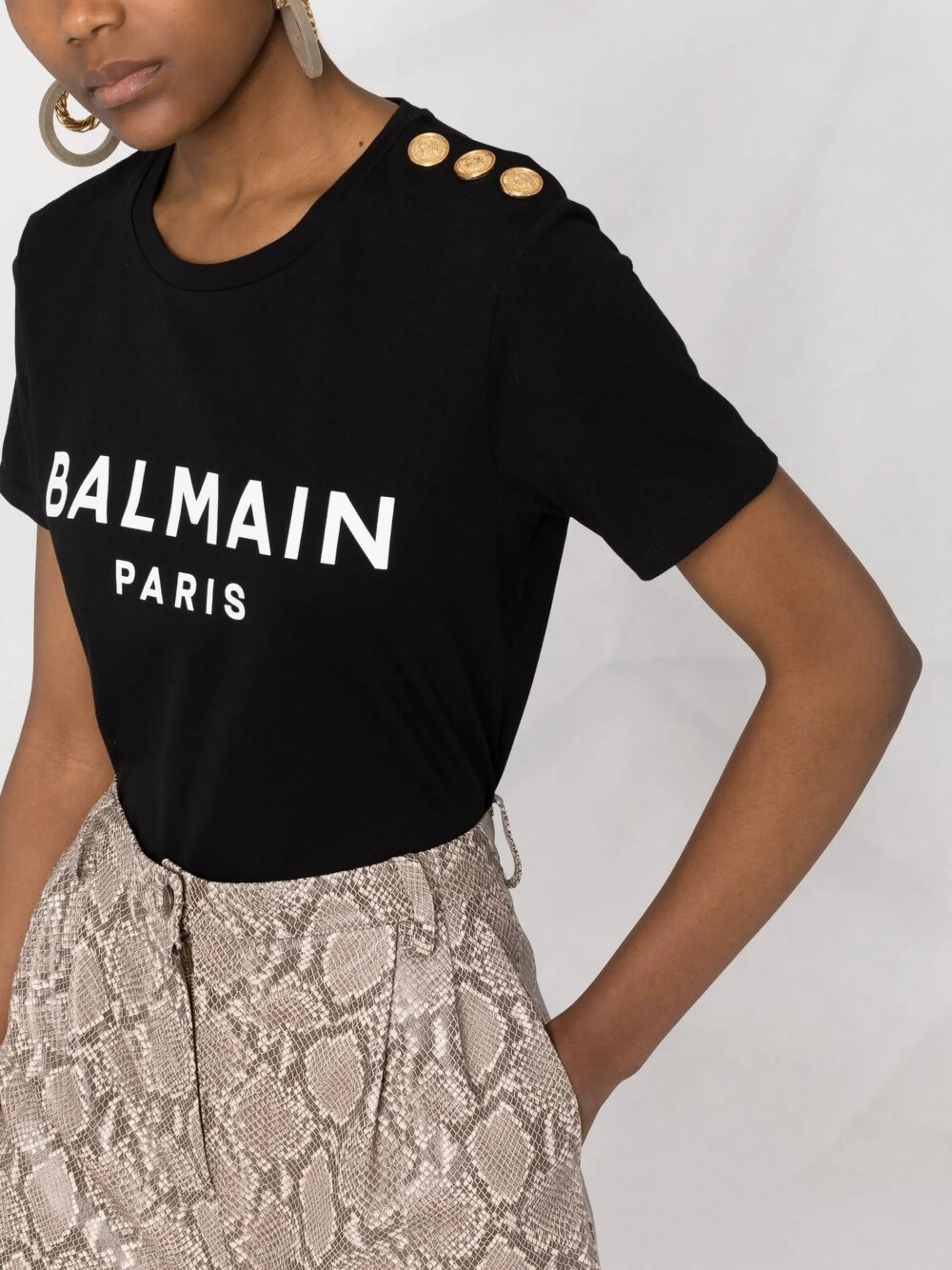 logo-print button-detail T-shirt