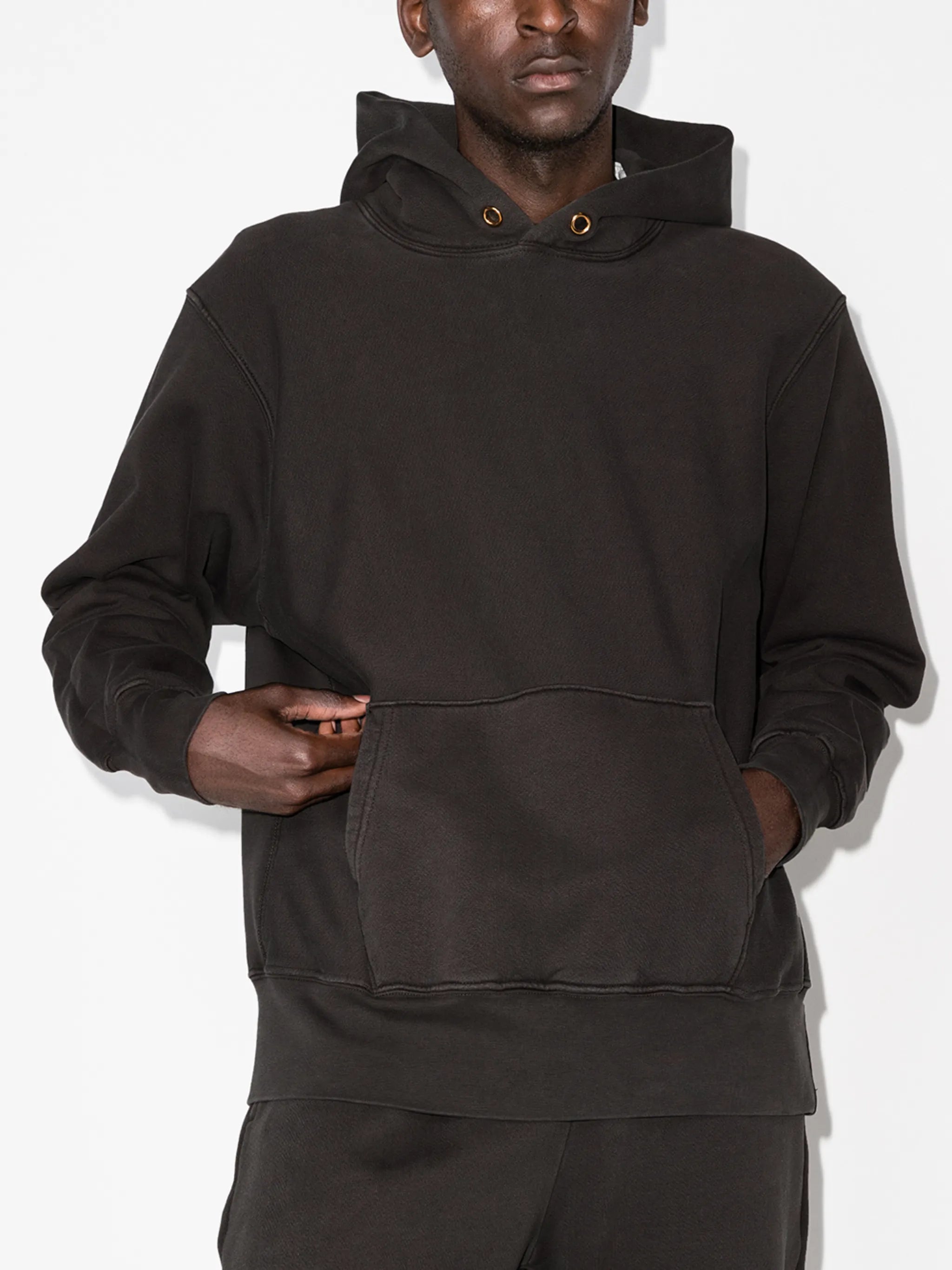 oversized hooded sweatshirt