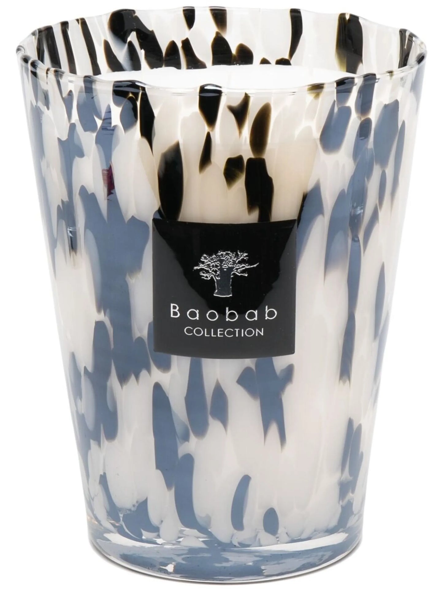Pearls Max 24 scented candle