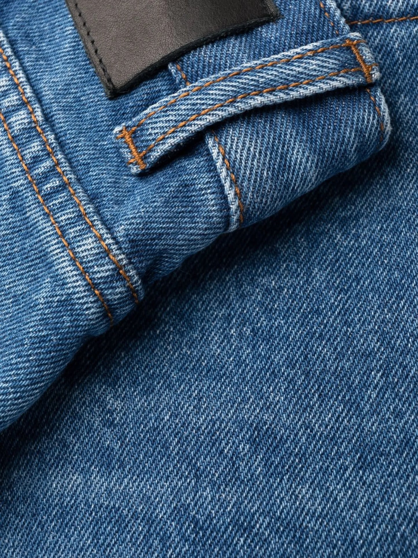 slim-fit five pocket jeans
