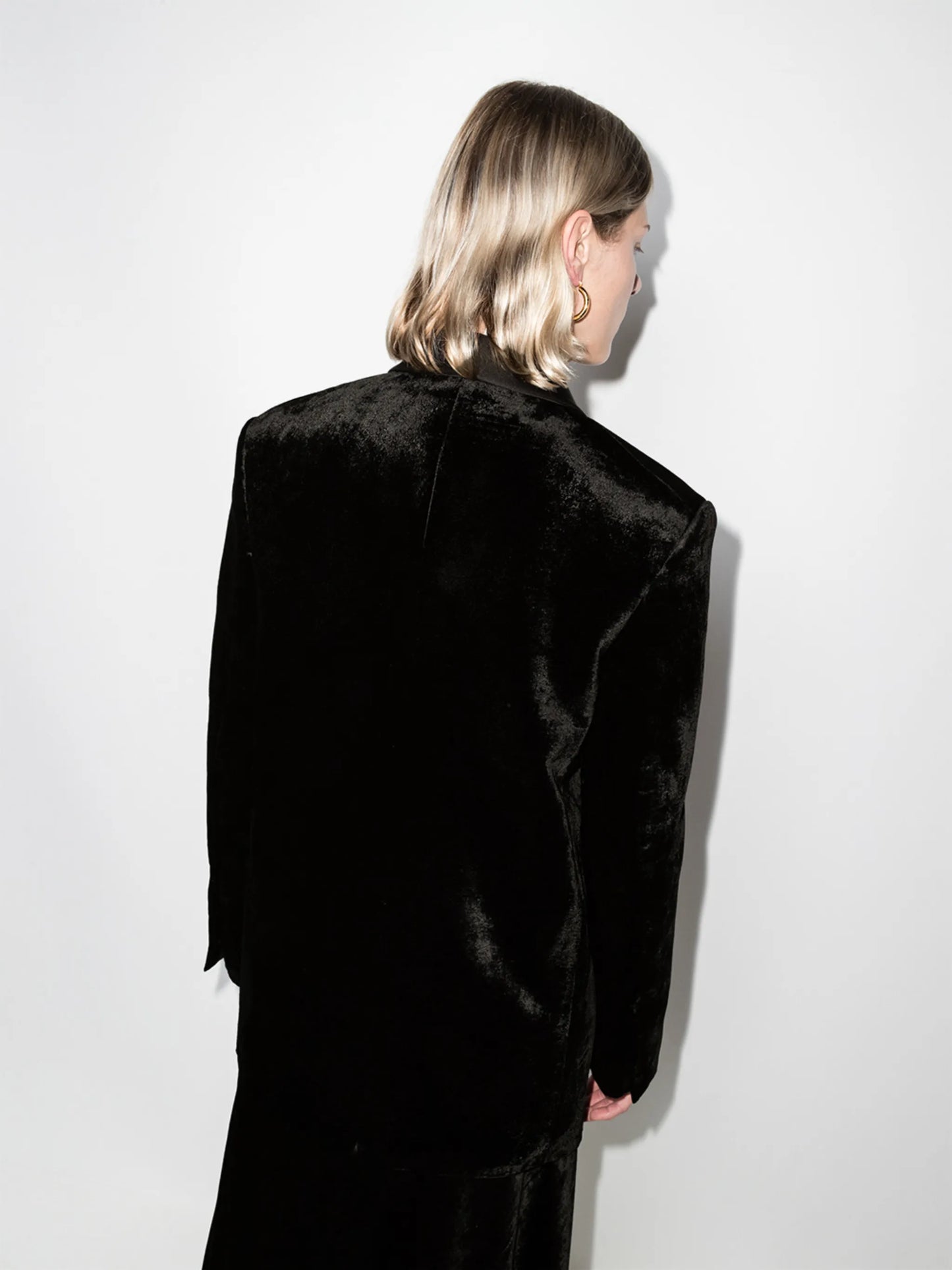 single-breasted velvet tuxedo jacket