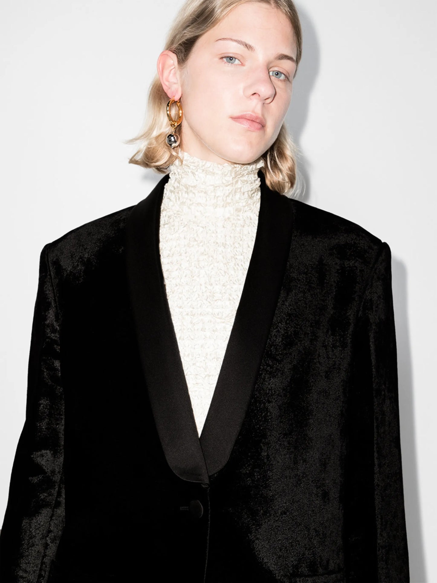single-breasted velvet tuxedo jacket