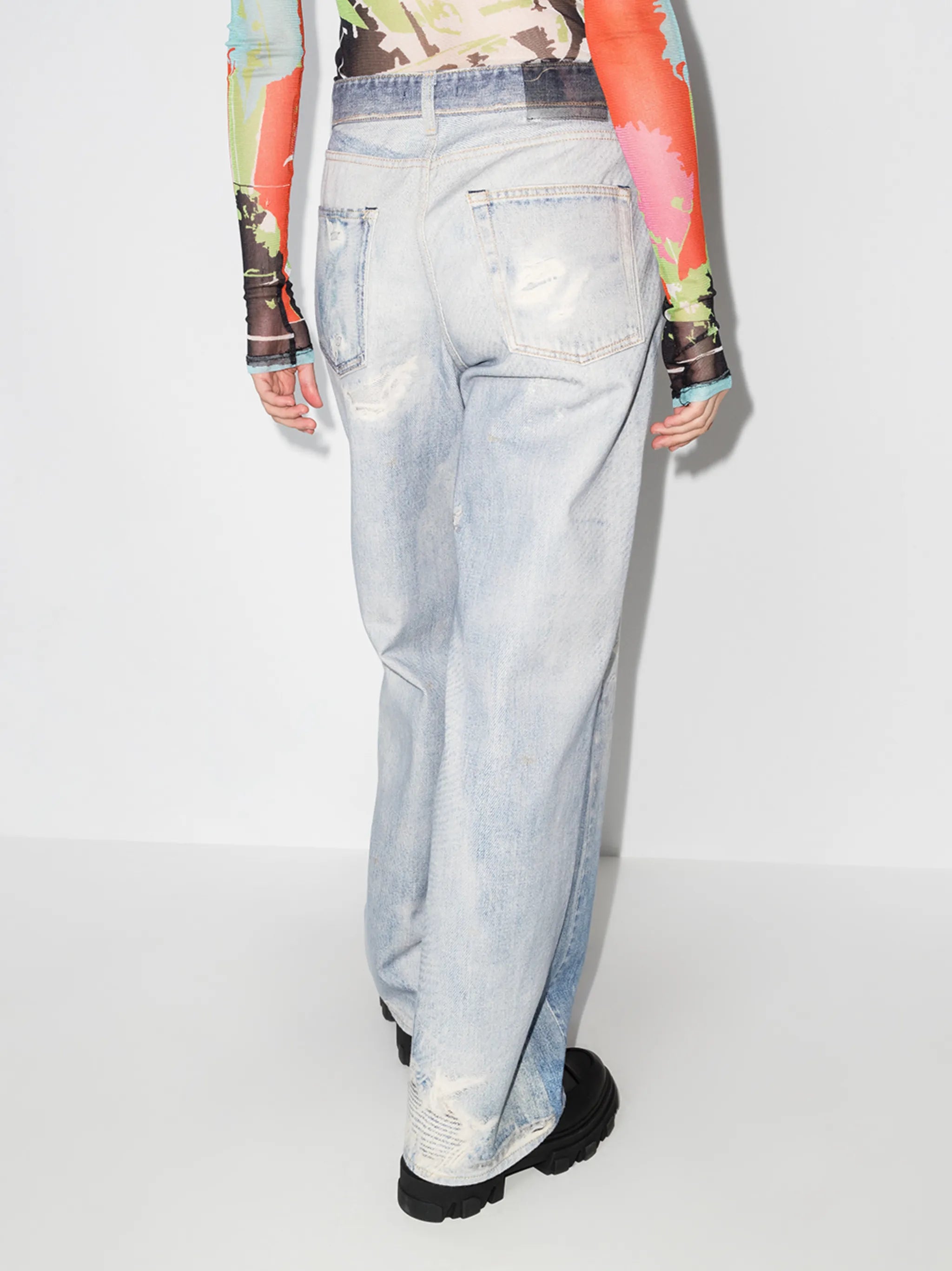 distressed-effect boyfriend jeans