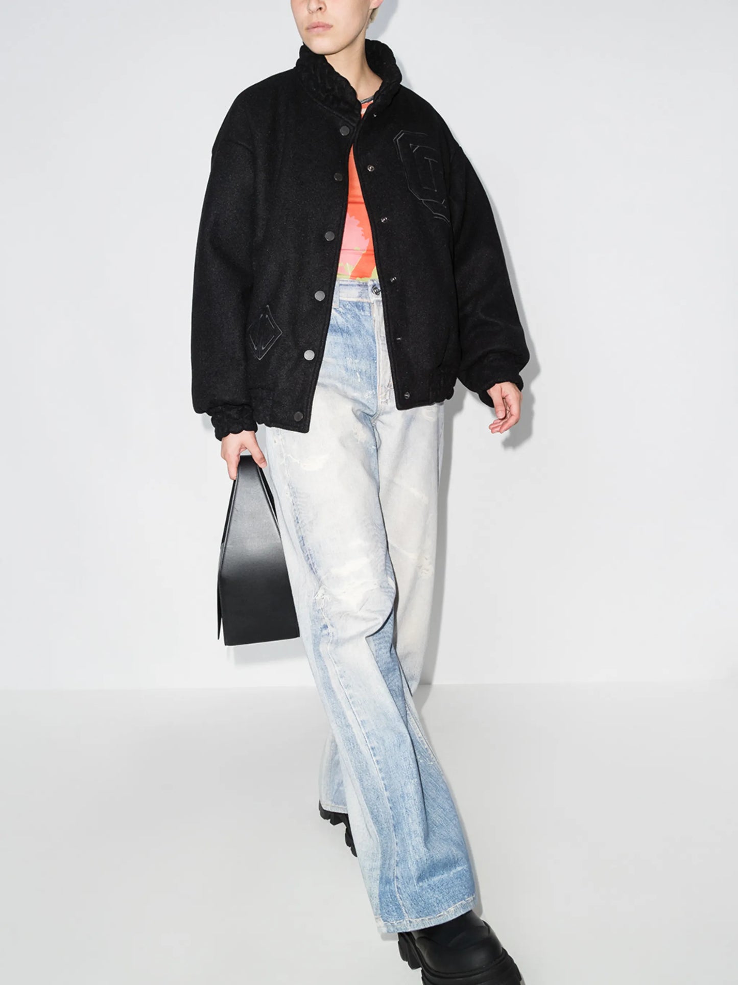 distressed-effect boyfriend jeans