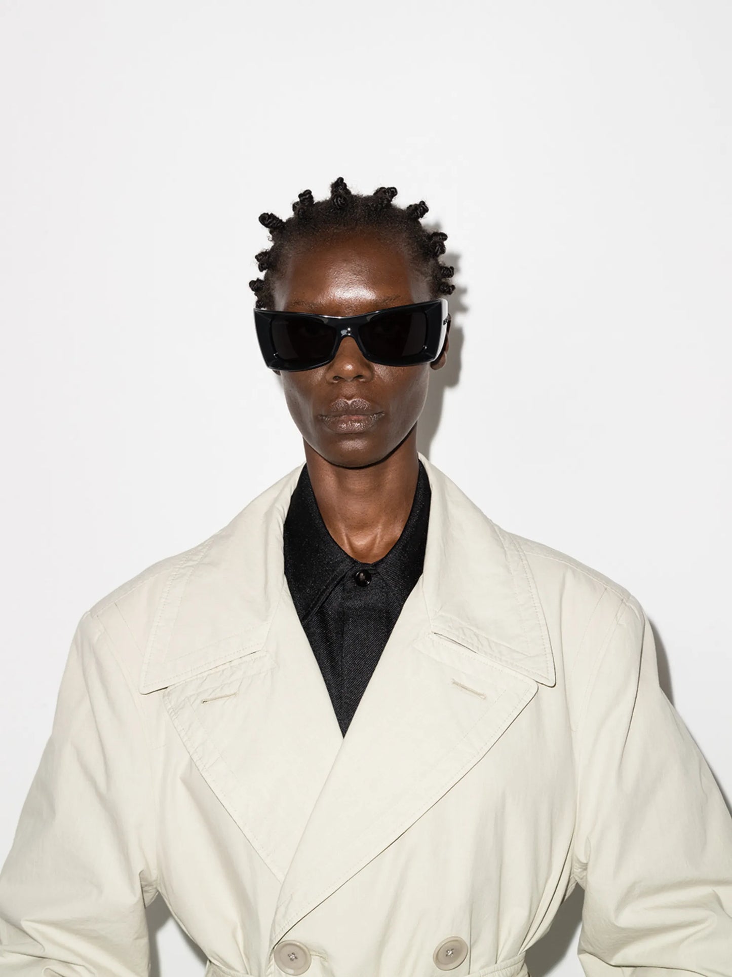 Stretched rectangle-frame sunglasses