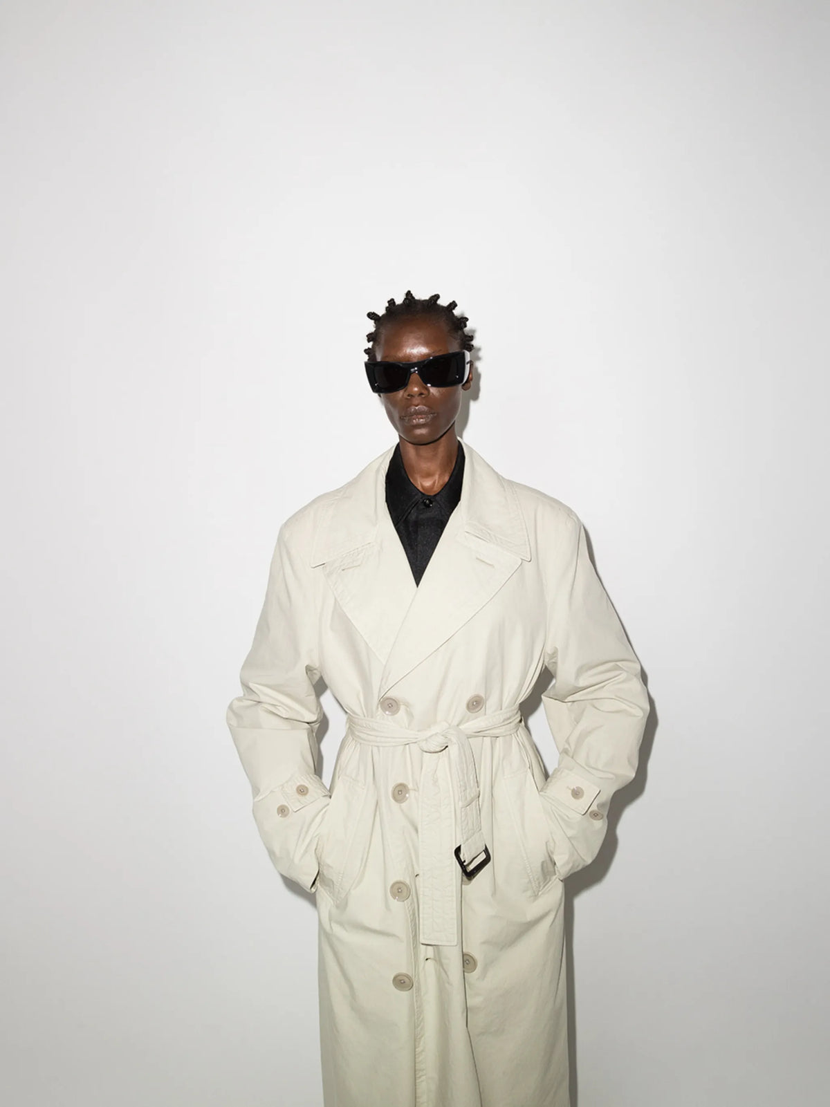 Stretched rectangle-frame sunglasses