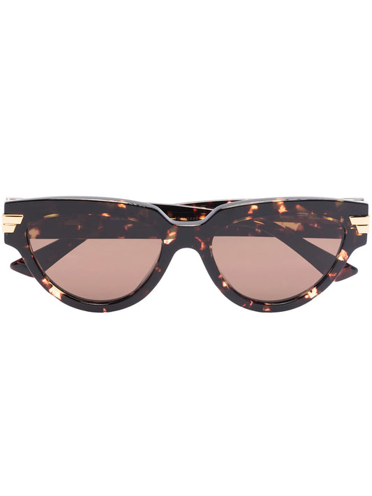 tortoiseshell-effect cat-eye sunglasses
