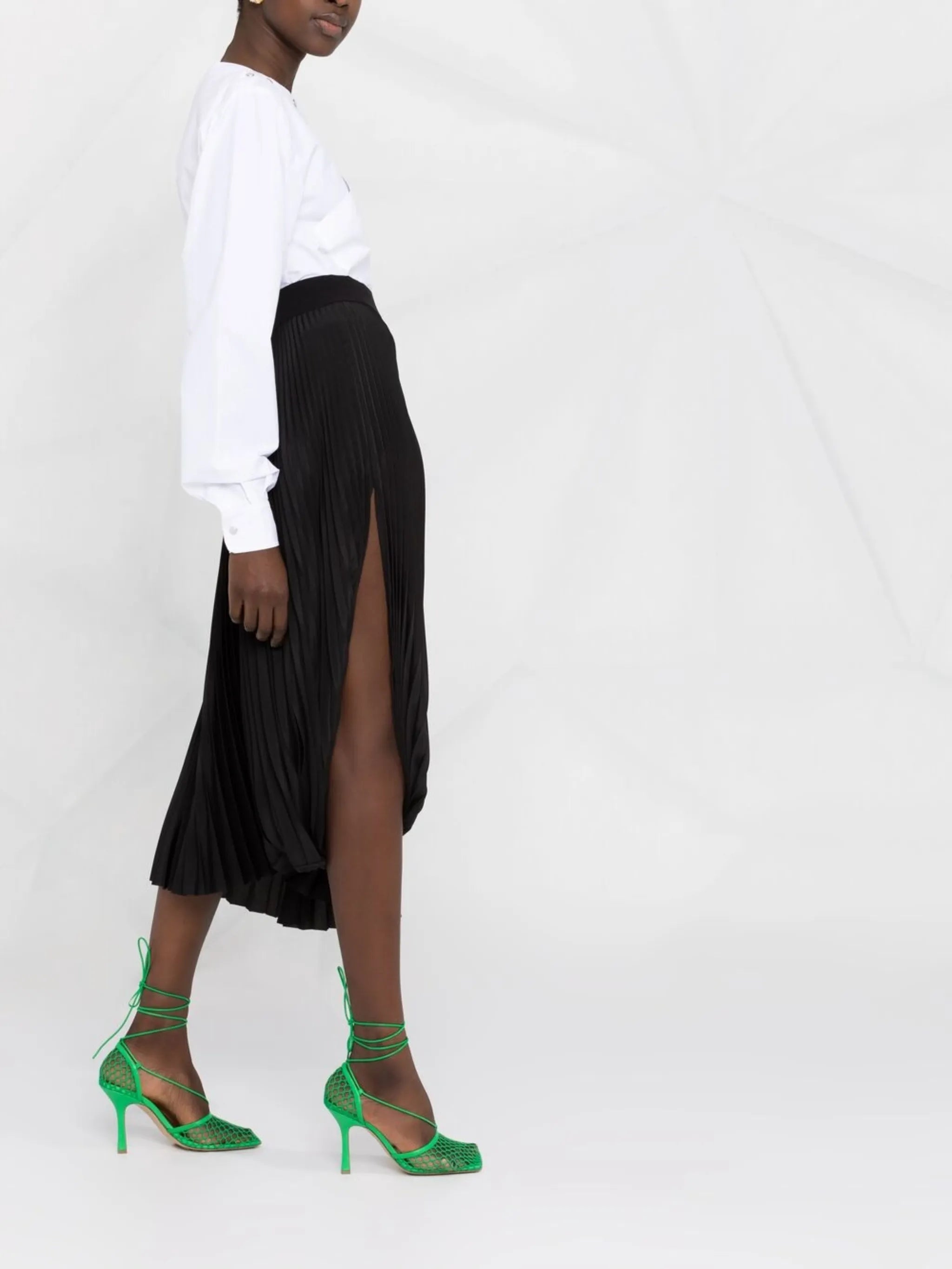 4G asymmetric pleated skirt