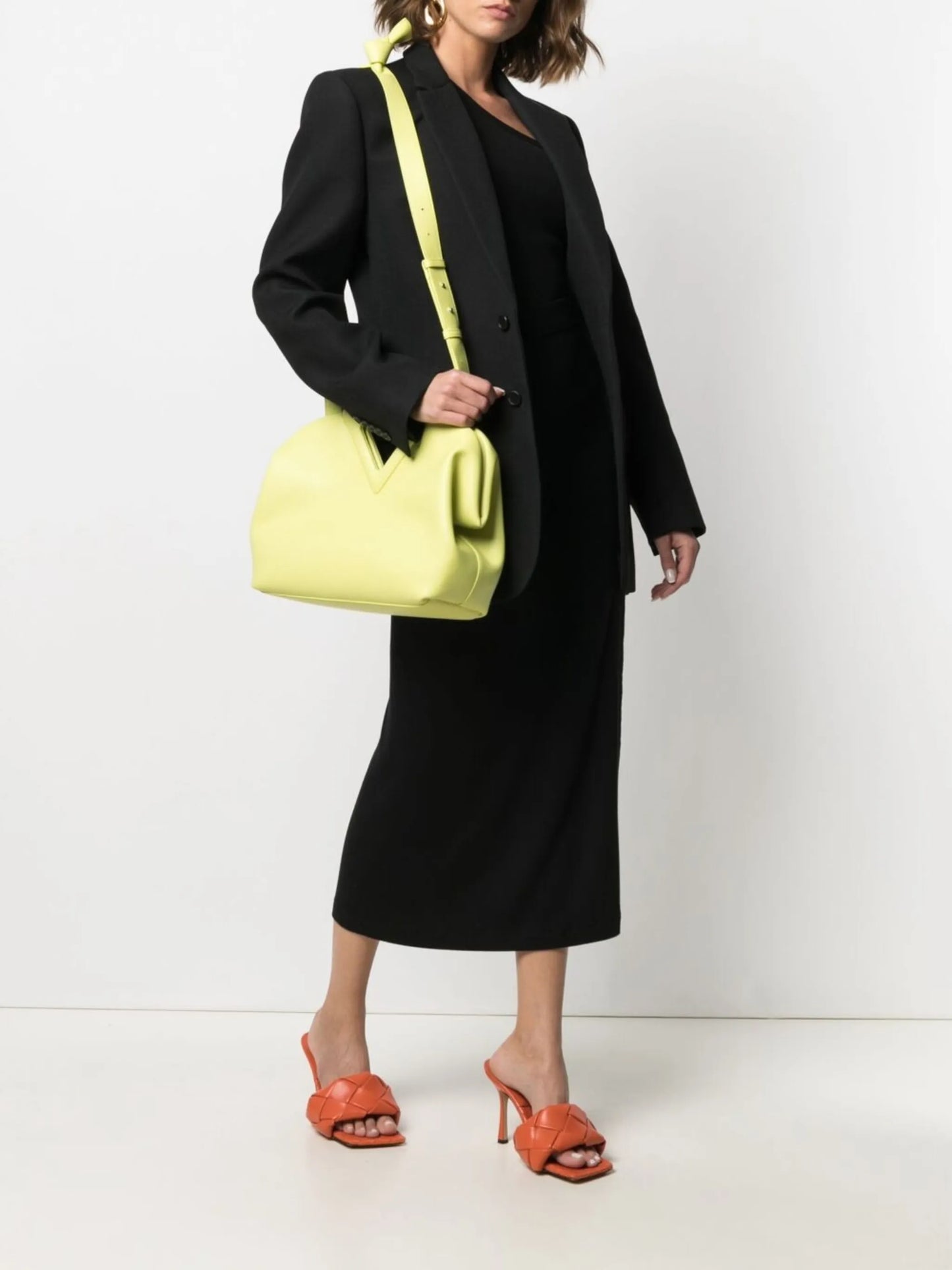 Point top-handle bag