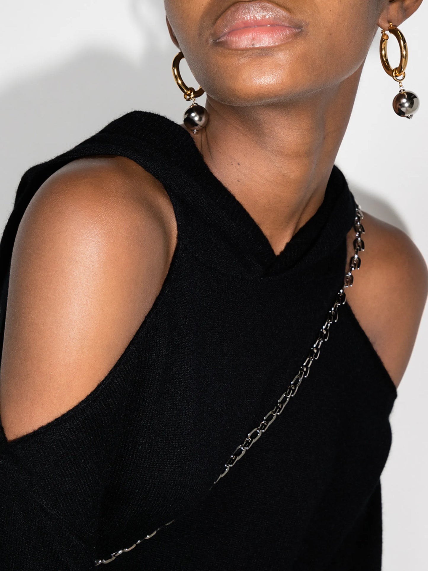 Juno cutout-shoulders hoodie