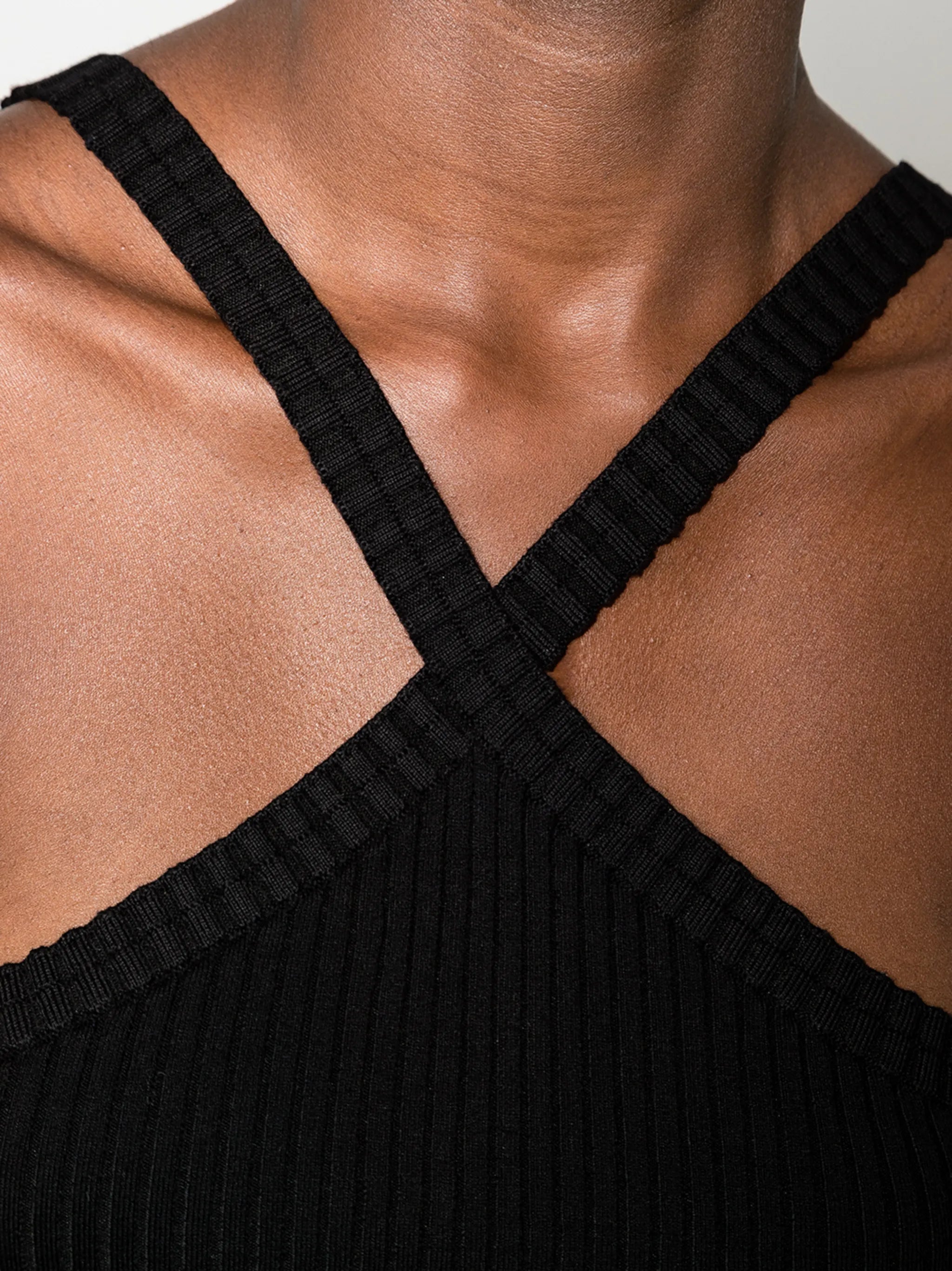 Mae crossover straps top