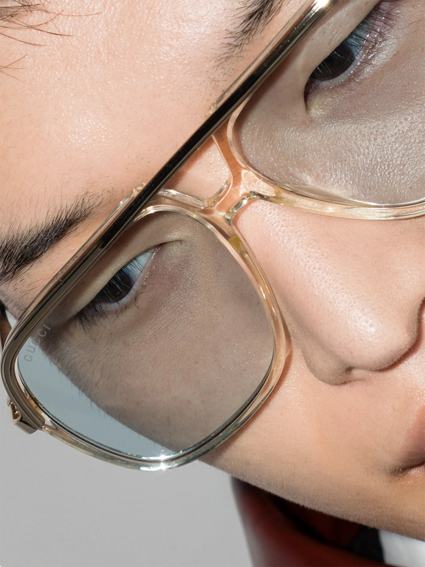 Web detail navigator-frame sunglasses