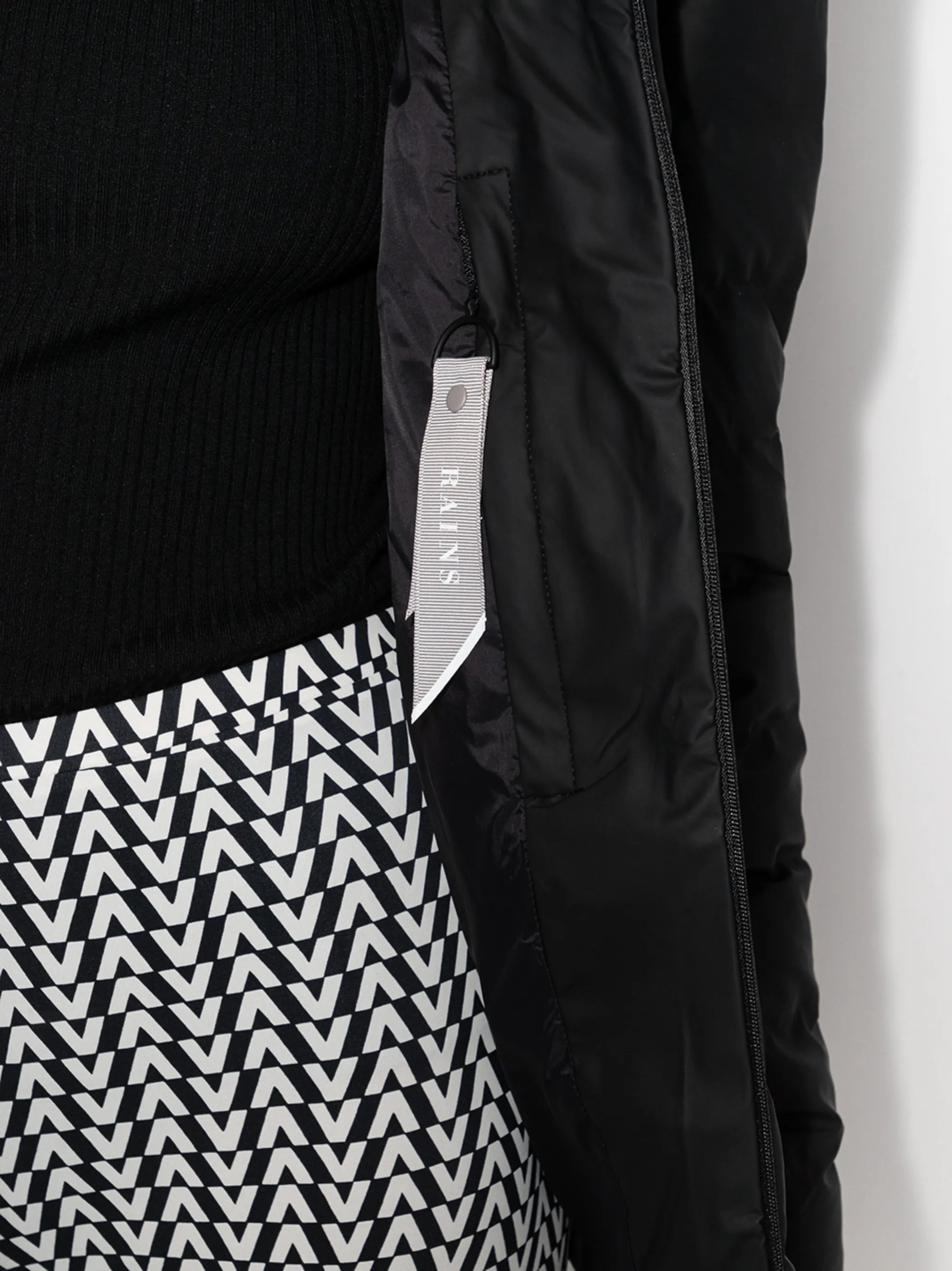 Trekker quilted hooded jacket