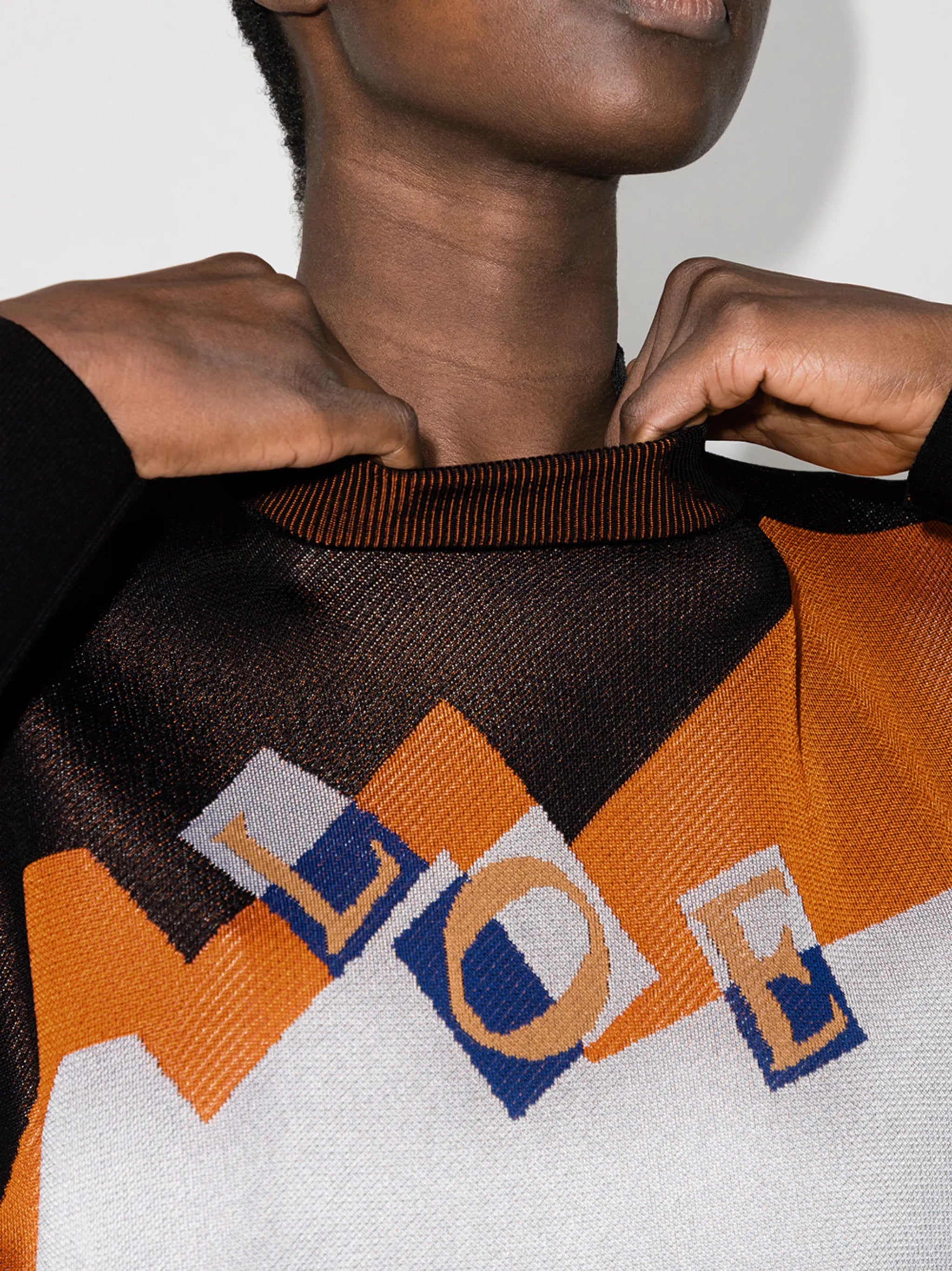 logo intarsia jumper