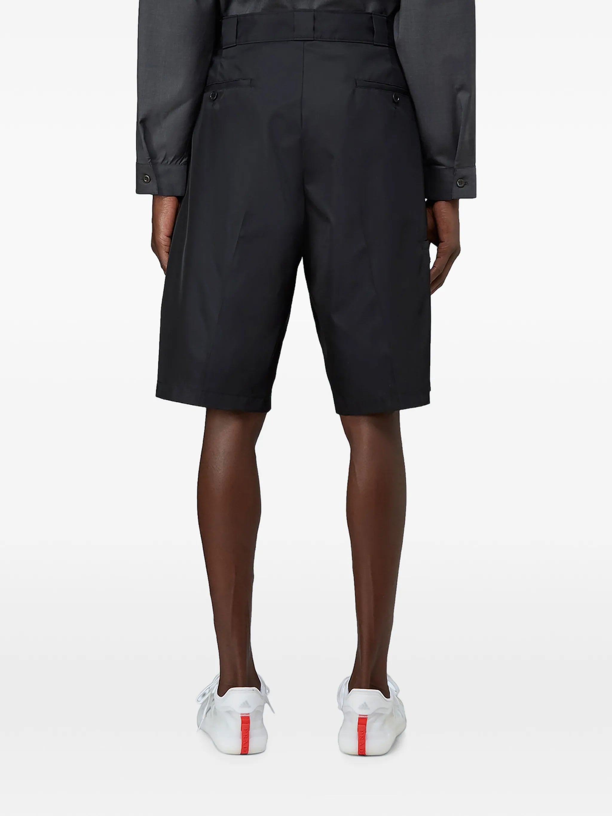 straight-leg shorts