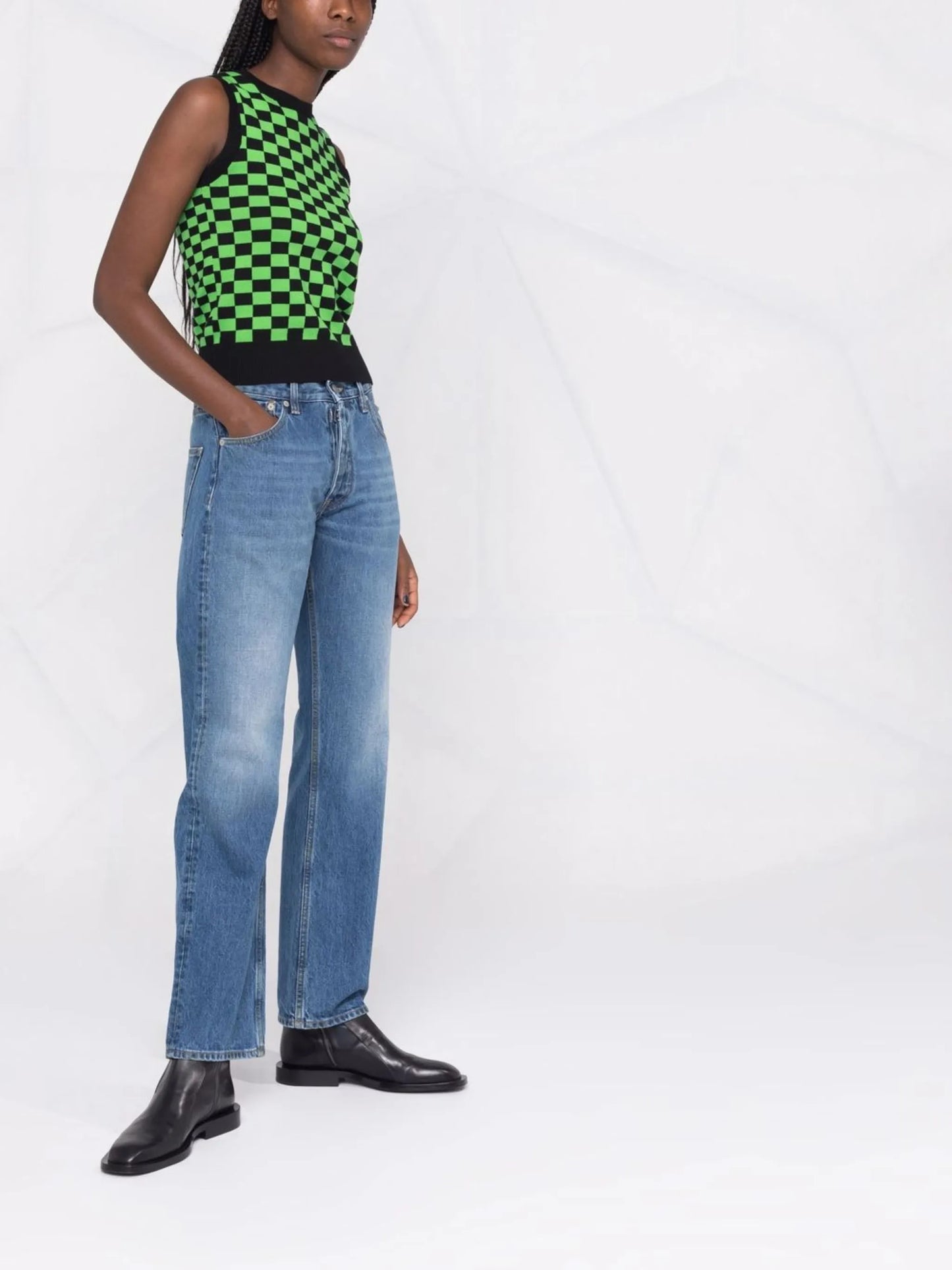 mid-rise straight-leg jeans