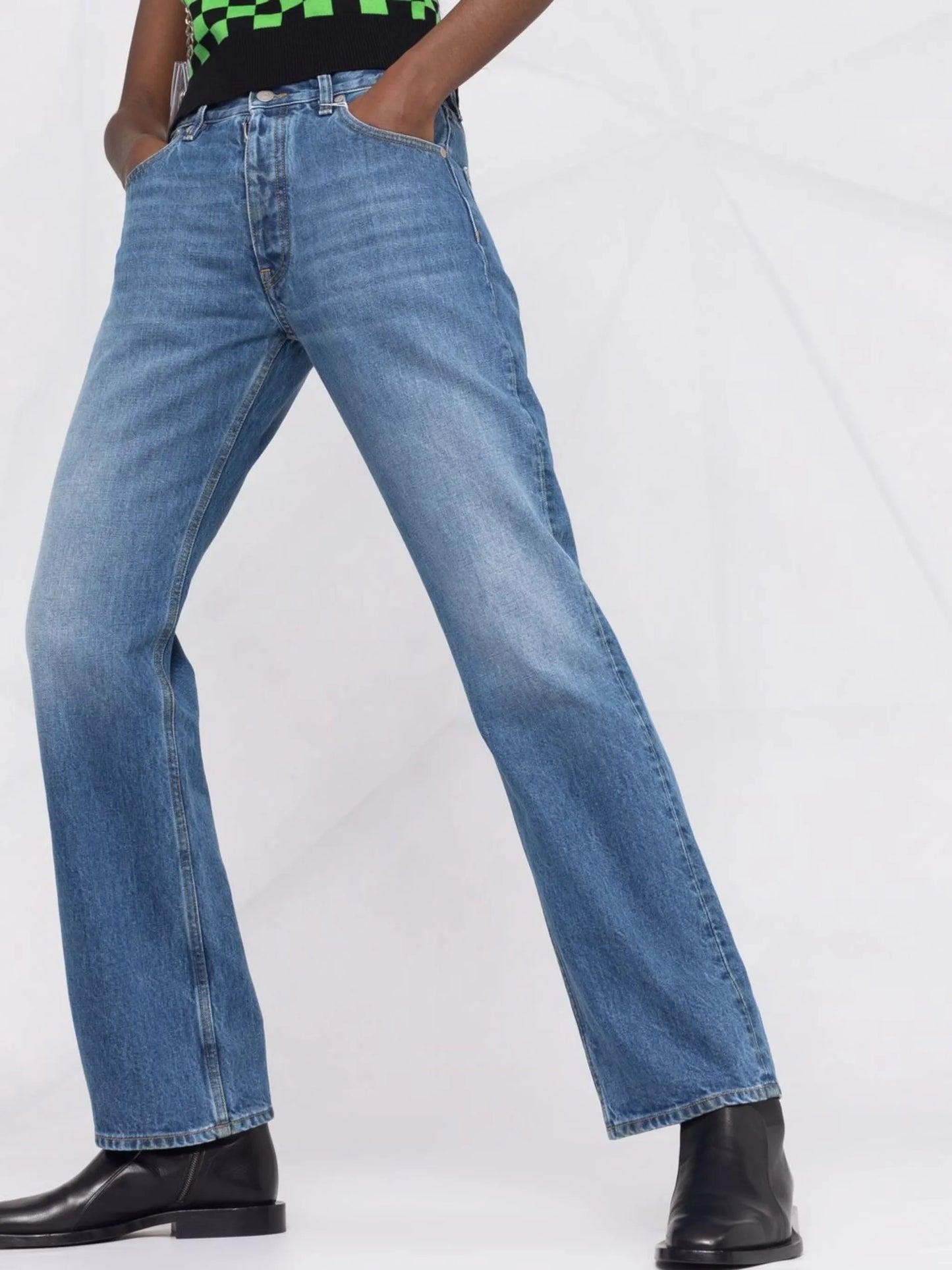 mid-rise straight-leg jeans
