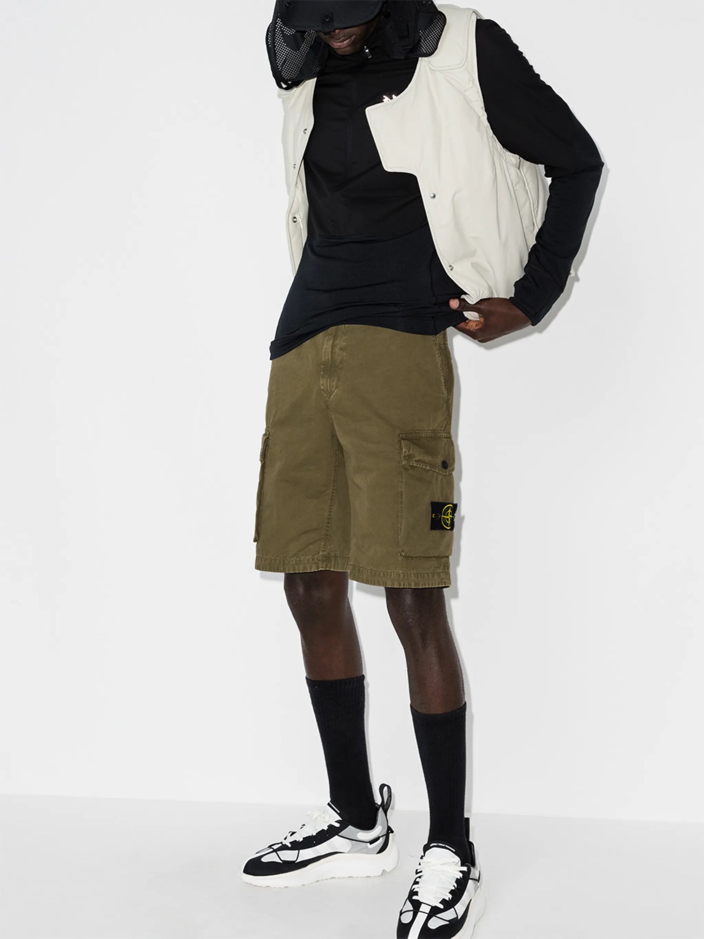 logo patch cargo shorts