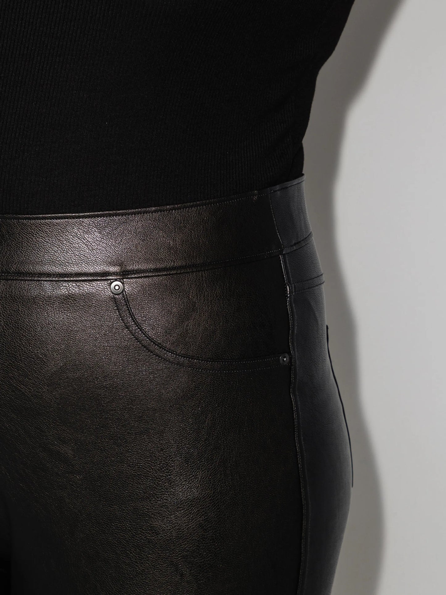 faux leather skinny trousers