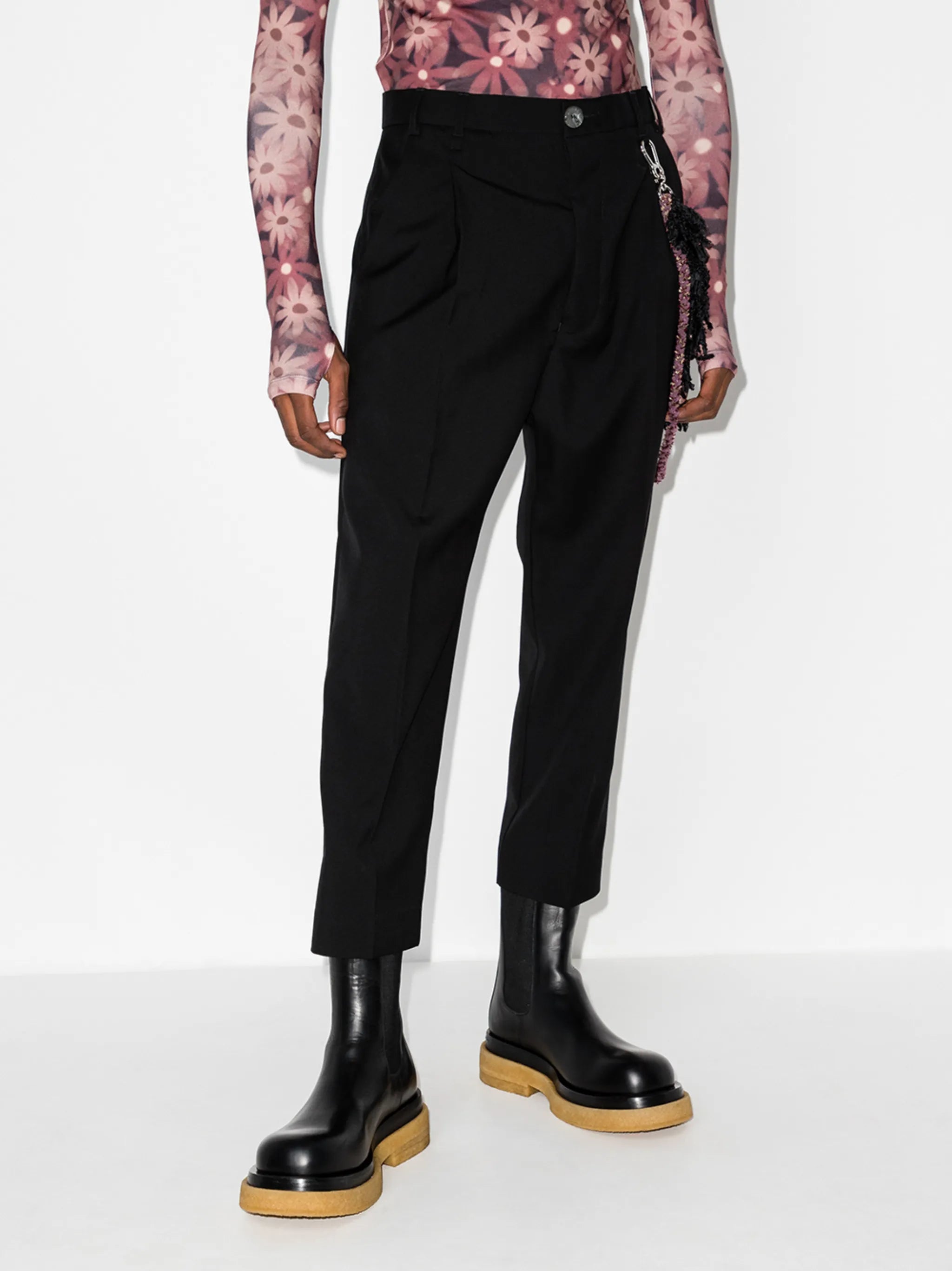 pleated tapered trousers