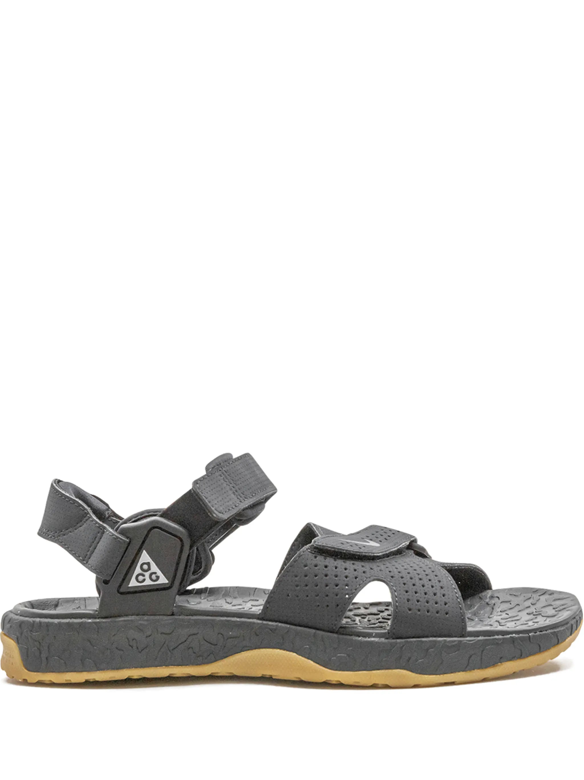 ACG Air Deschutz sandals