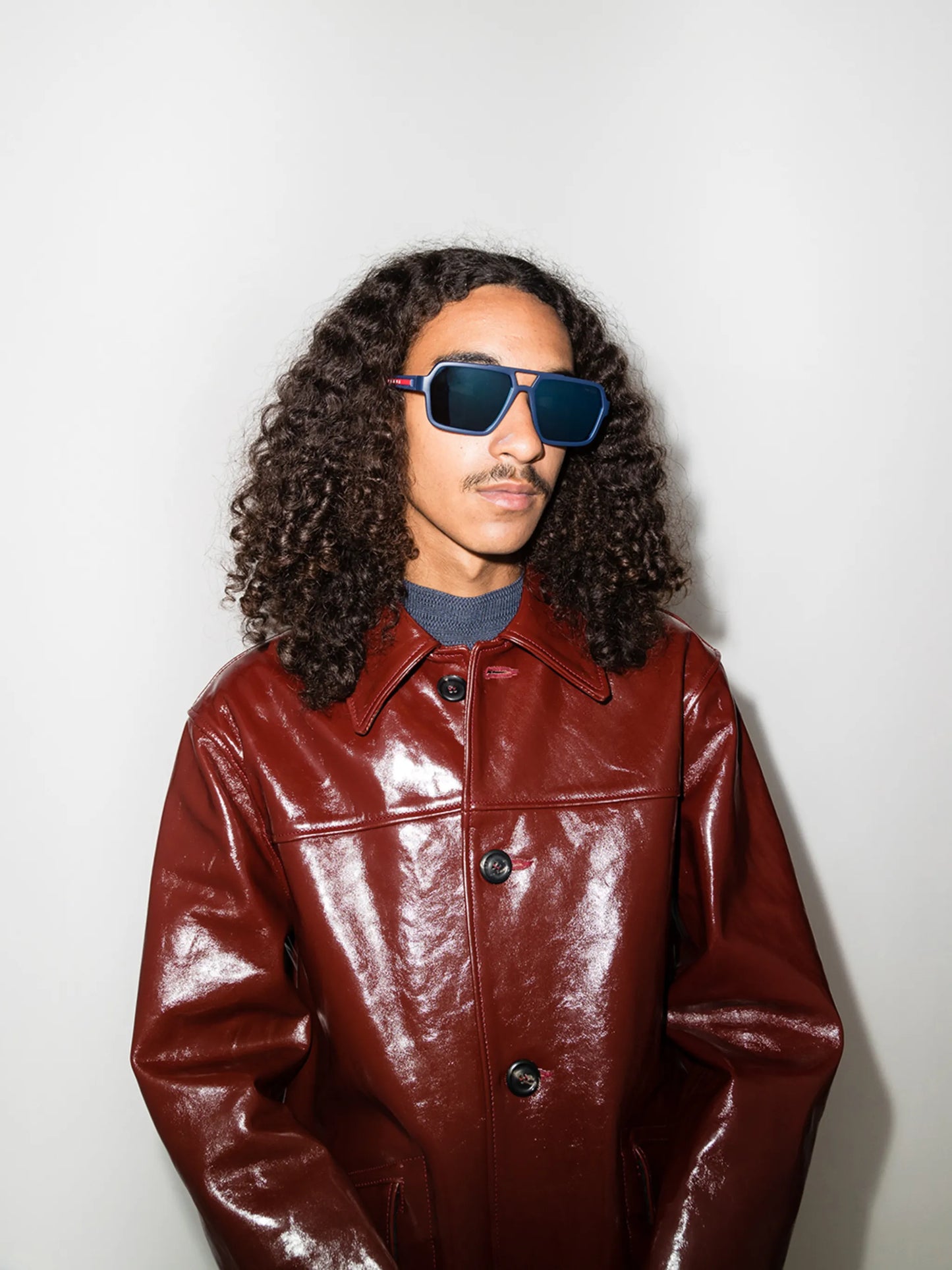 pilot-frame sunglasses
