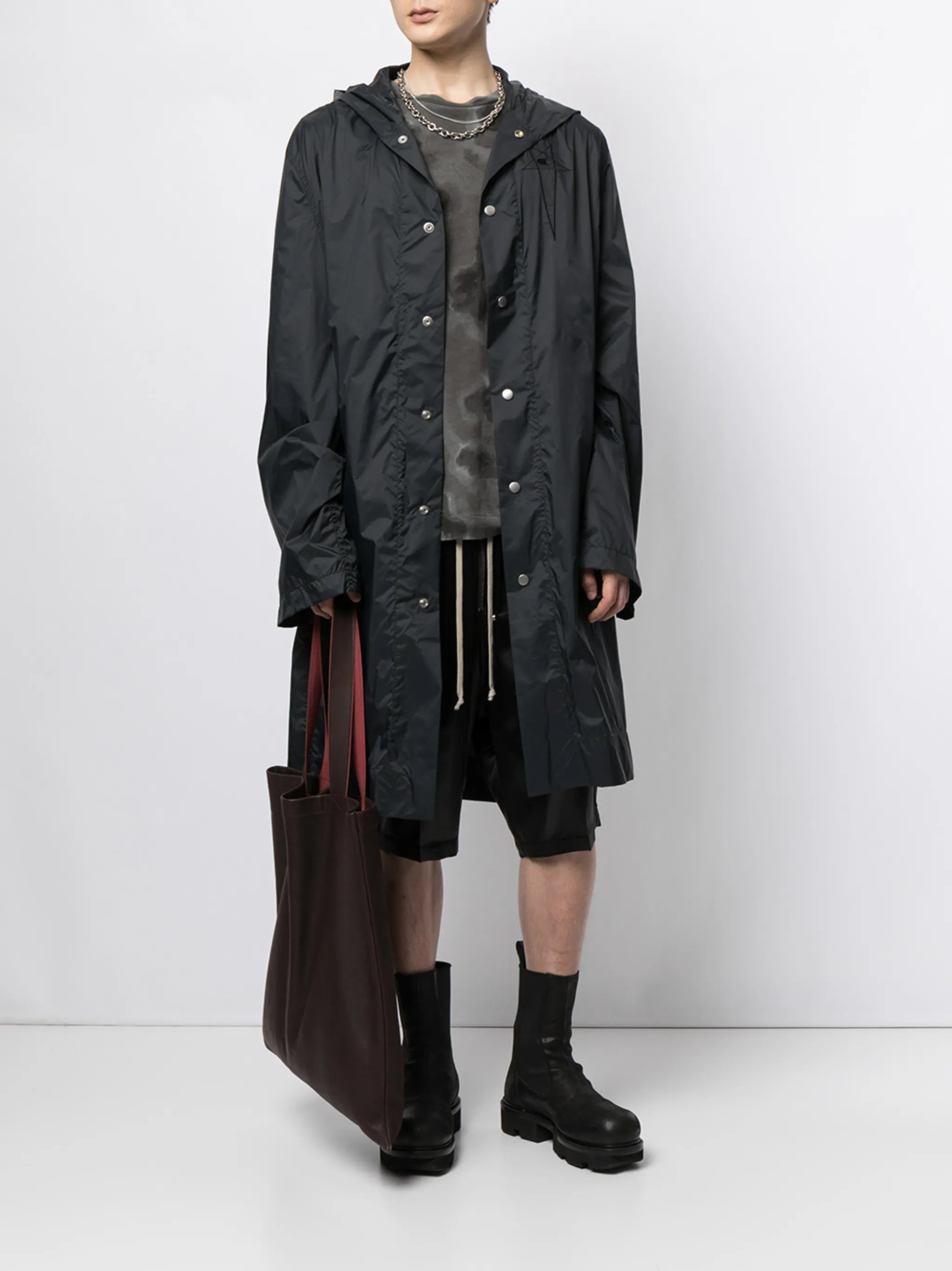 logo-embroidered hooded parka