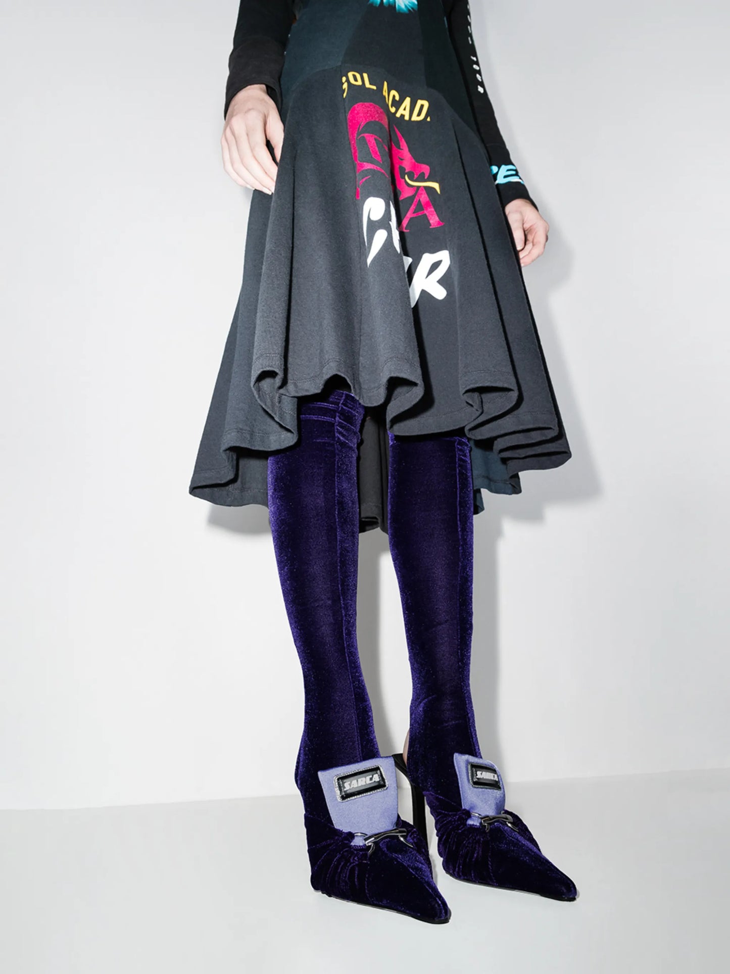 95mm pointed toe knee-high boots