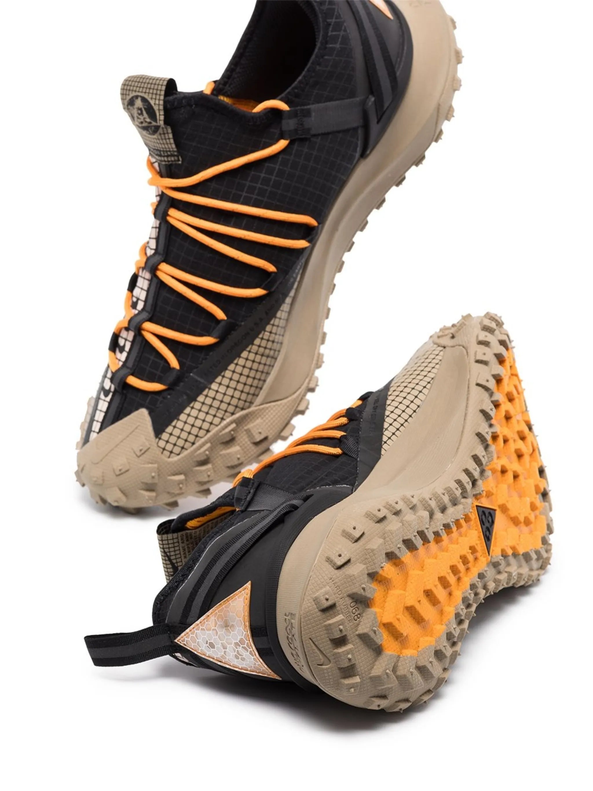 ACG Mountain Fly Low 