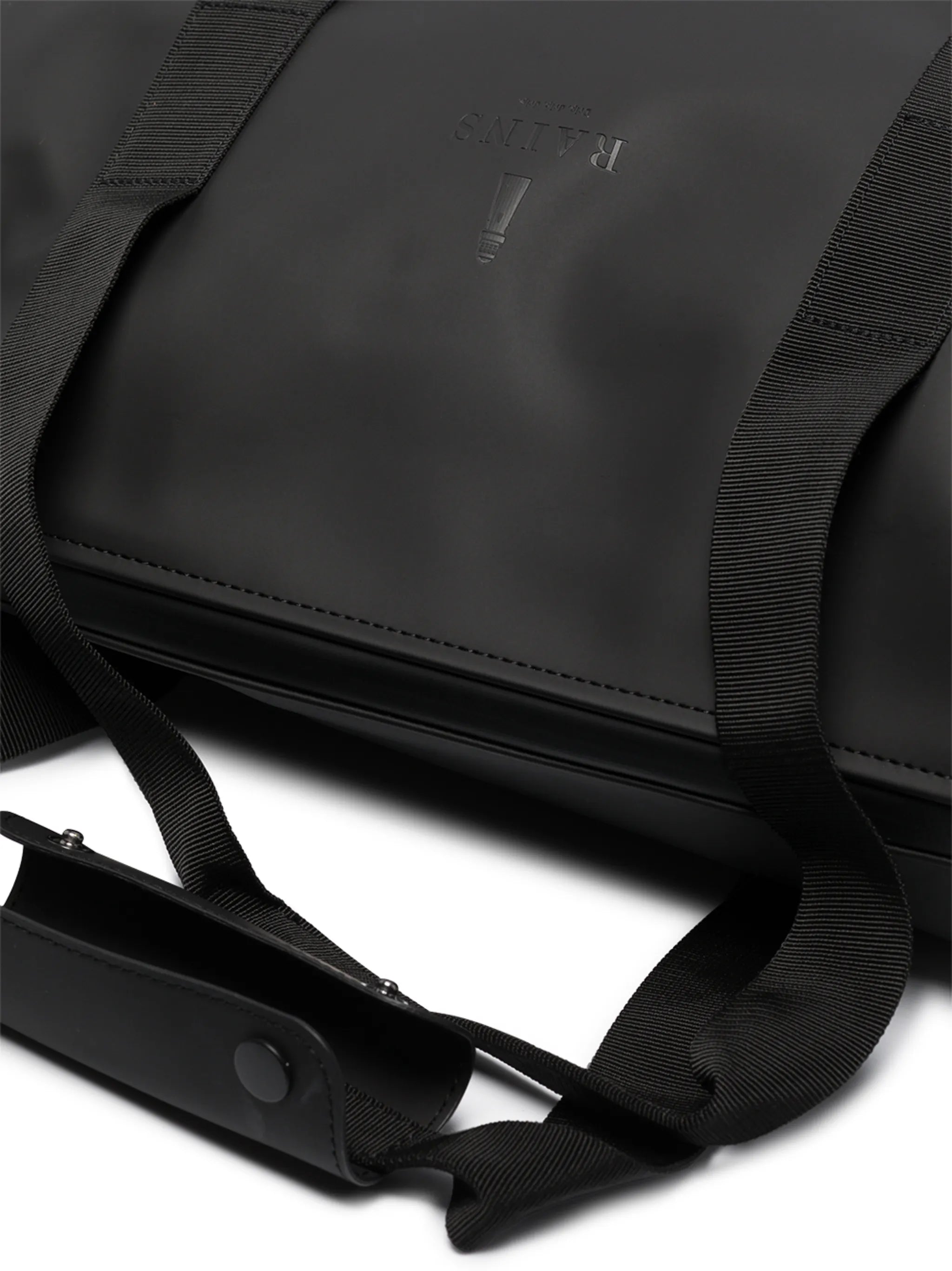 Weekend shoulder bag