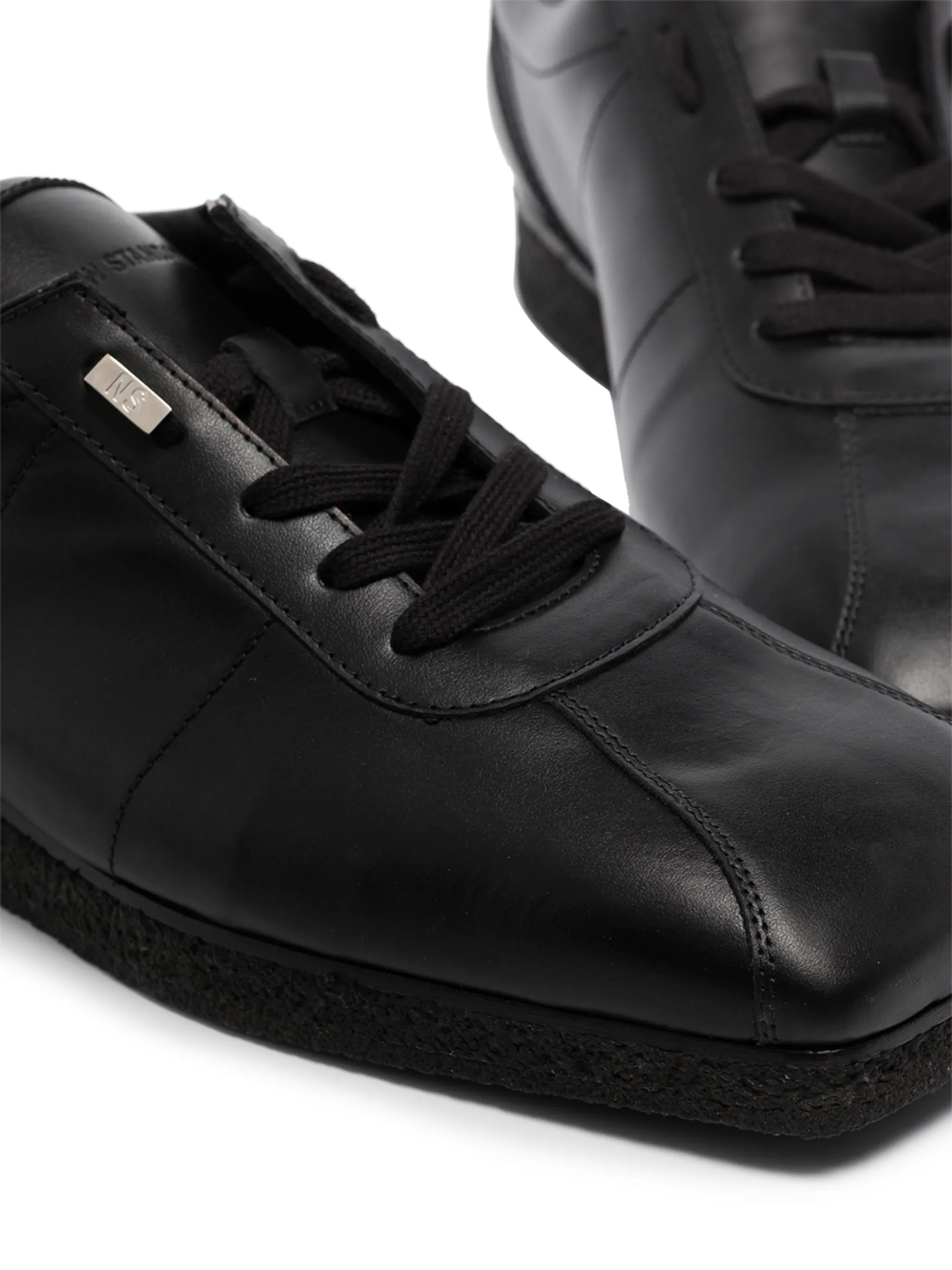 Change lace-up sneakers
