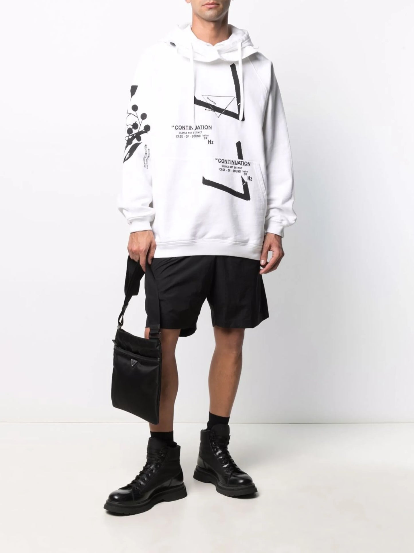 graphic-print drawstring hoodie