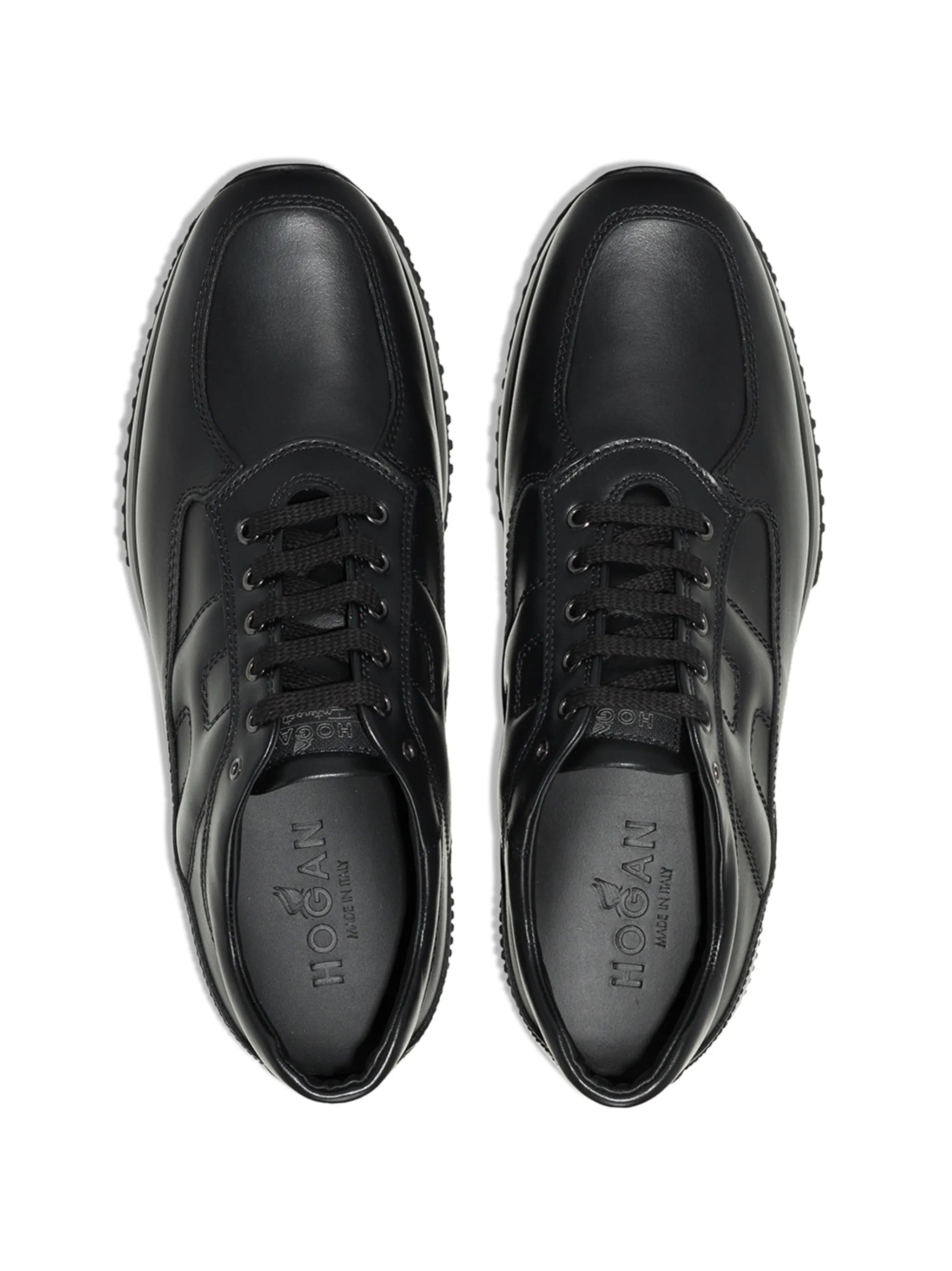 Interactive low-top sneakers