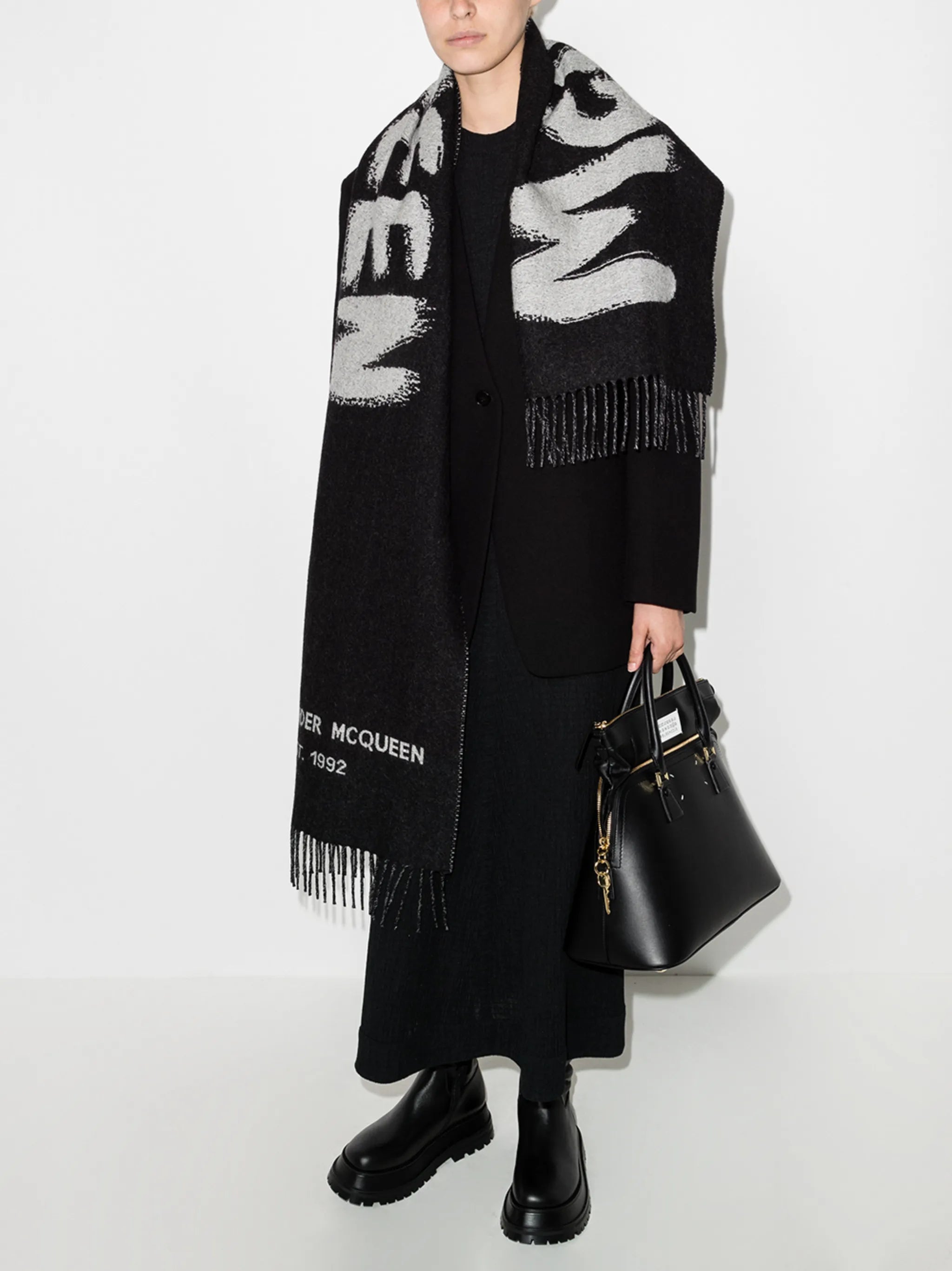graffiti print scarf